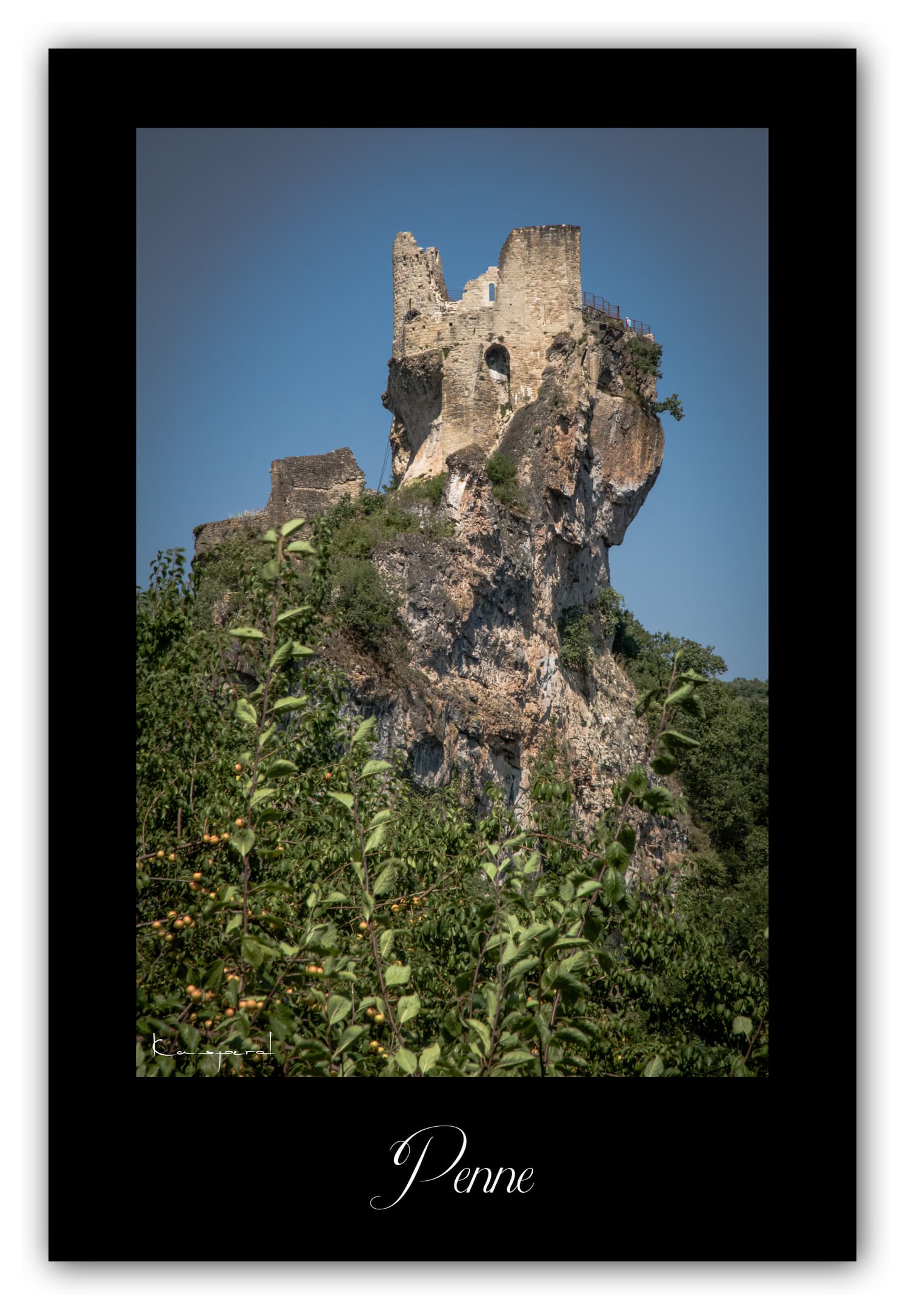 Poster Penne - Tarn (France). Affiches Formats 30x40 cm, 40x60 cm ou 50x70 cm. Impression sur Papier Photo. Décoration murale. Paysage. Architecture. Nature.