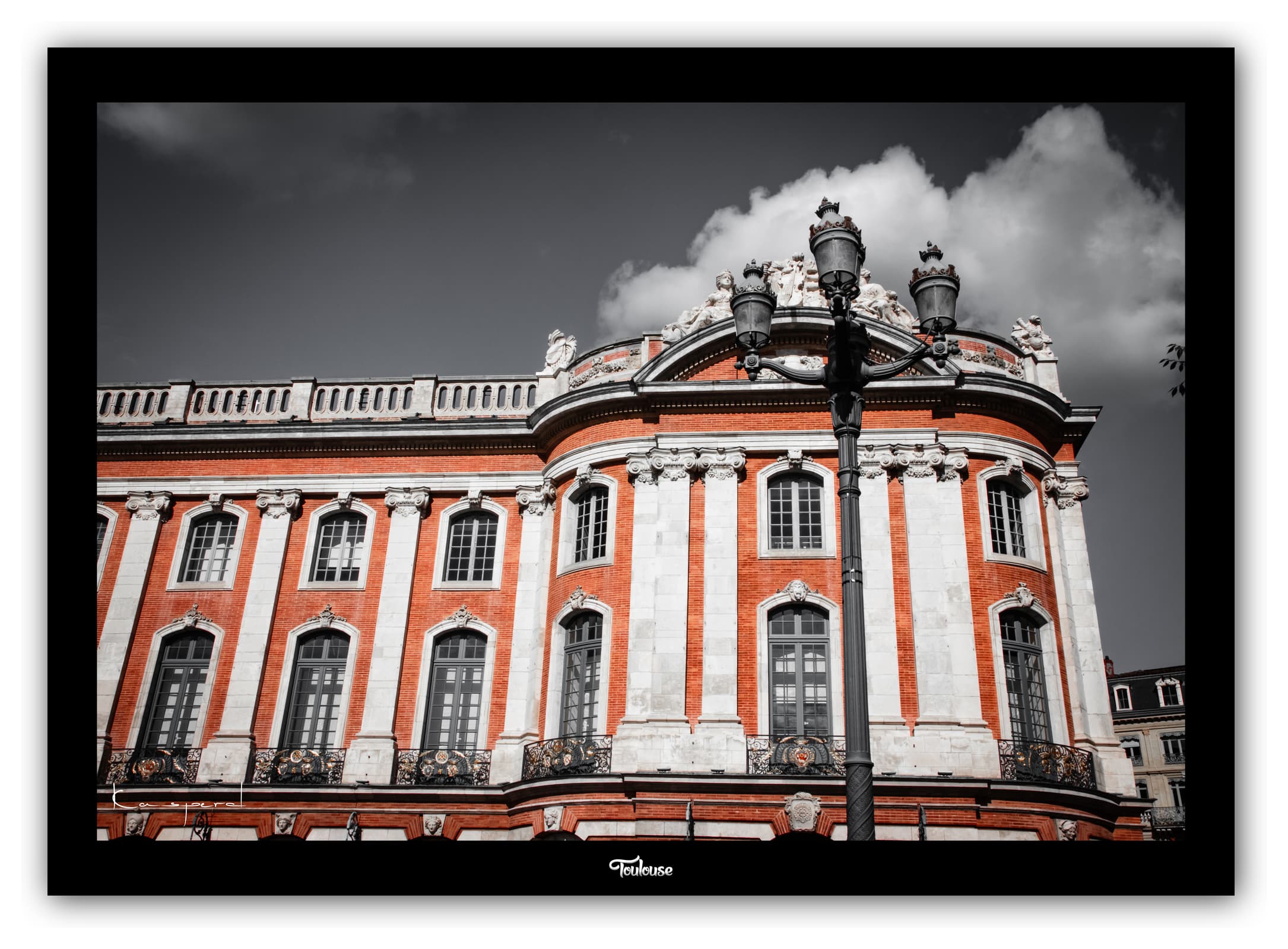 Générique Poster Toulouse (Haute Garonne - France). Affiches Formats 30x40cm, 40x60 cm ou 50x70 cm. Impression sur Papier Photo. Décoration murale. Architecture. Monument.