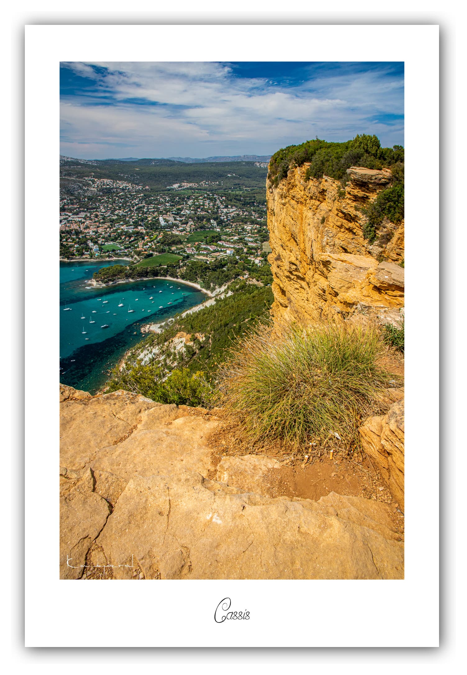 Poster Cassis (Bouches du Rhône - France). Affiches Formats 30x40 cm, 40x60 cm ou 50x70 cm. Impression sur Papier Photo. Décoration murale. Mer. Méditerranée. Paysage.