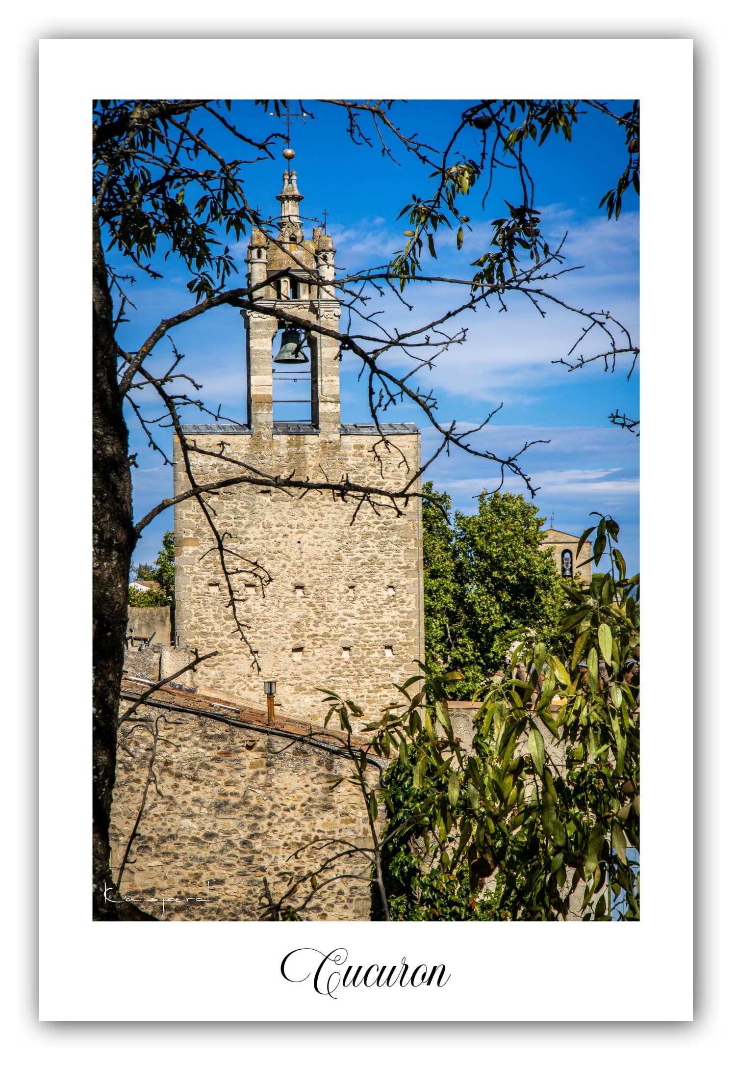 Poster Cucuron (Vaucluse - France). Affiches Formats 30x40 cm, 40x60 cm, 50x70 cm. Impression sur Papier Photo. Décoration murale. Village. Architecture.