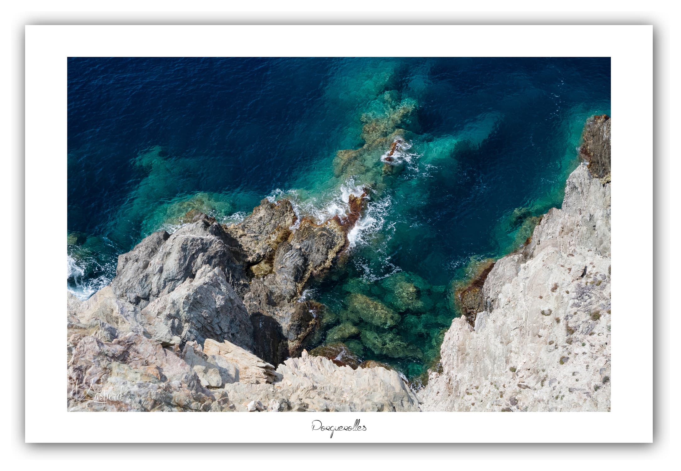 Poster Porquerolles - Var (France). Affiches Formats 30x40 cm, 40x60 cm ou 50x70 cm. Impression sur Papier Photo. Décoration murale. Nature. Paysage. Mer.