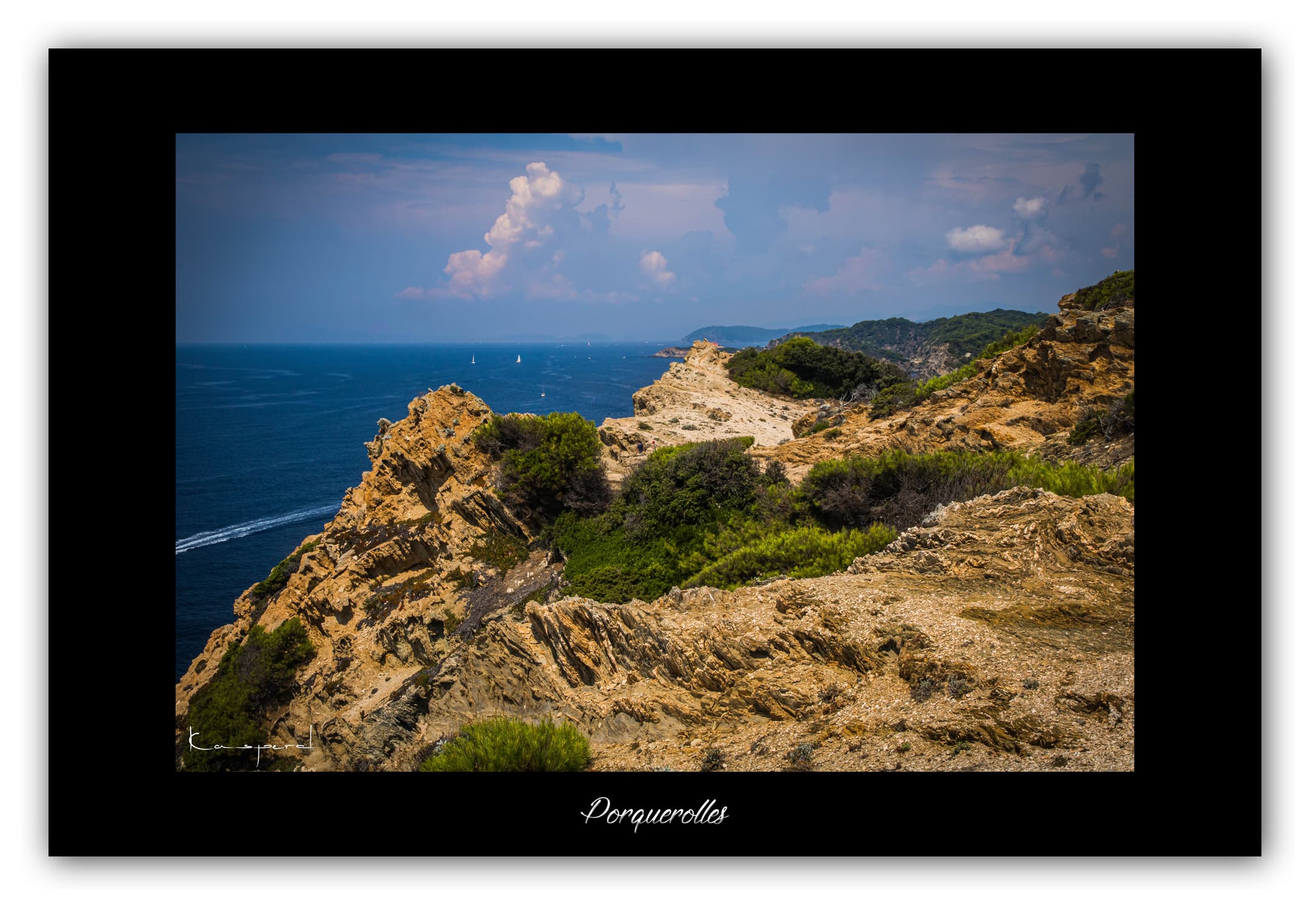 Poster Porquerolles (Var - France). Affiches Formats 30x40 cm, 40x60 cm ou 50x70 cm. Impression sur Papier Photo. Décoration murale. Paysage. Pop Color.