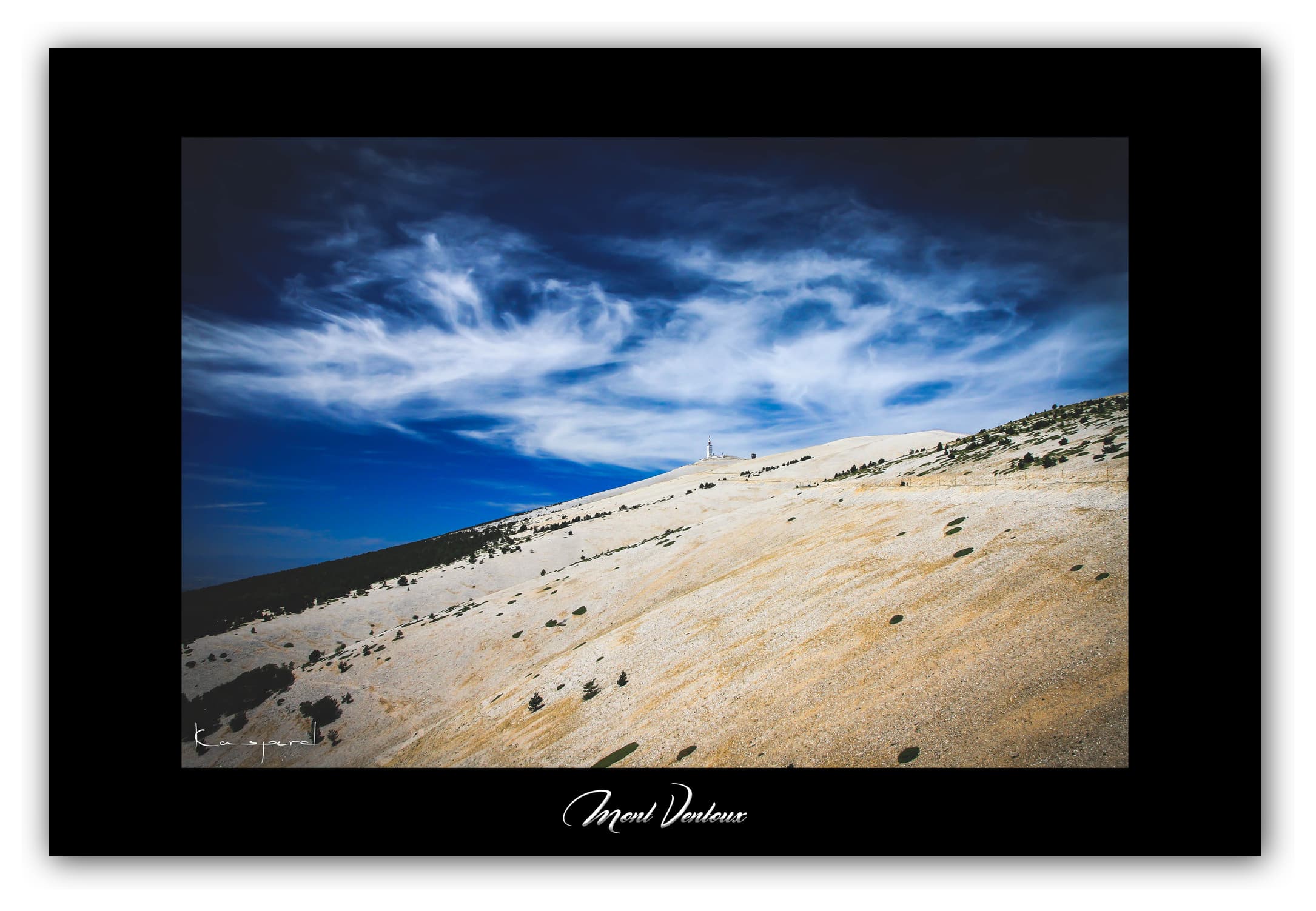 Poster Mont Ventoux (Vaucluse - France). Affiches Formats 30x40 cm, 40x60 cm ou 50x70 cm. Impression sur Papier Photo. Décoration murale. Paysage. Pop Color.
