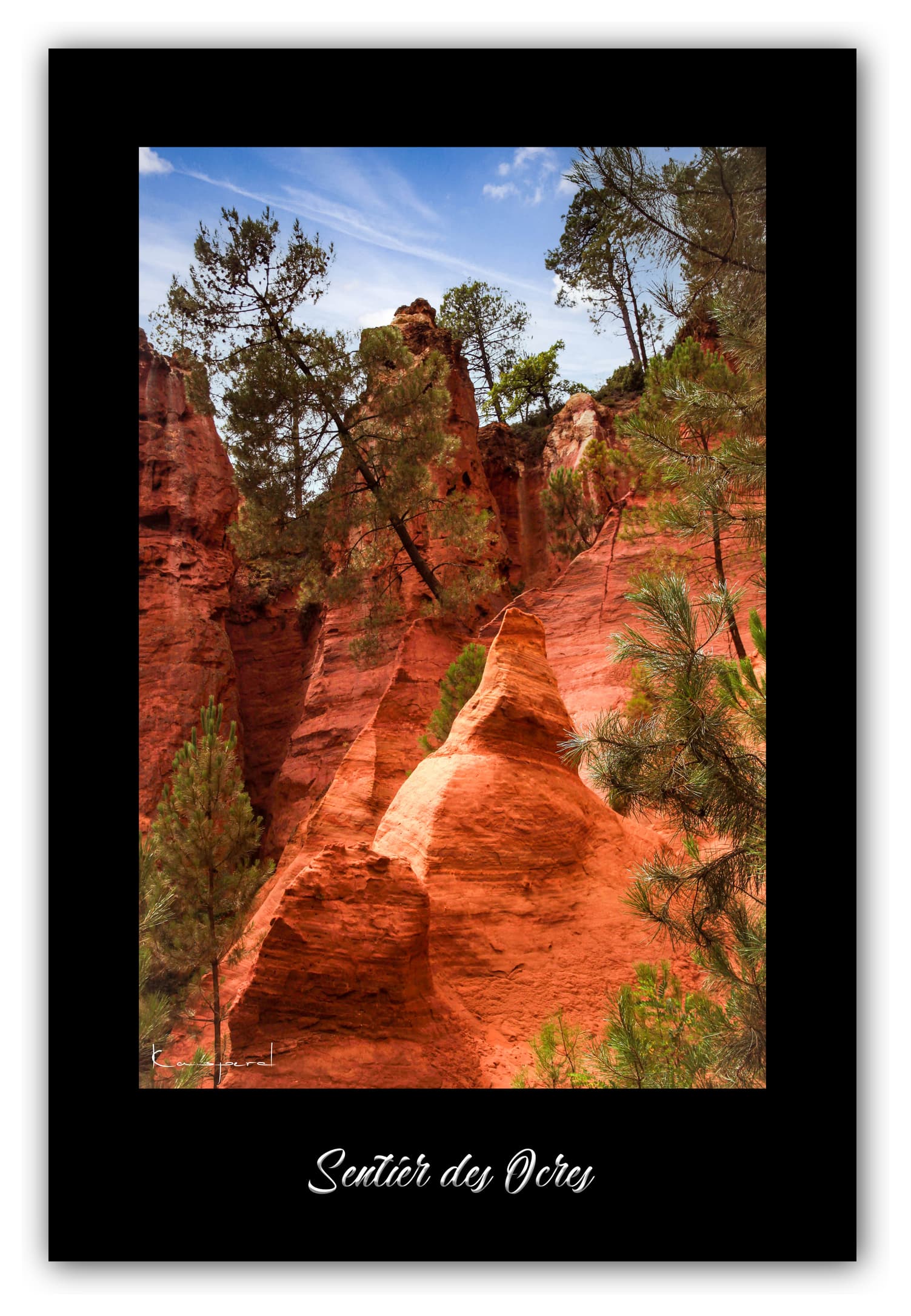 Poster Sentier des Ocres (Vaucluse - France). Affiches Formats 30x40 cm, 40x60 cm ou 50x70 cm. Impression sur Papier Photo. Décoration murale. Paysage. Pop Color.