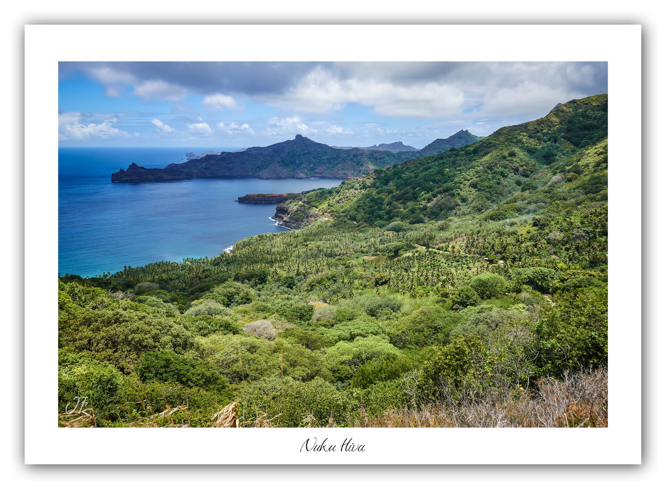 Générique Poster Nuku Hiva (Polynésie - Océanie). Affiches Formats 30x40cm, 40x60 cm ou 50x70 cm. Impression sur Papier Photo. Décoration murale. Paysage. Océan. Îles.