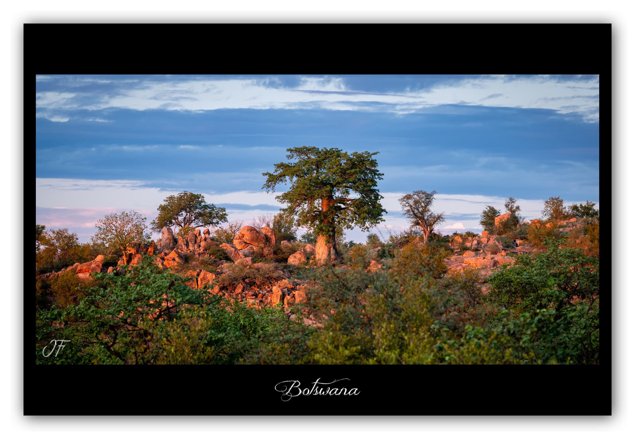 Poster Botswana (Afrique Australe). Affiches Formats 30x40 cm, 40x60 cm ou 50x70 cm. Impression sur Papier Photo. Décoration murale. Paysage. Faune. Animaux sauvages.