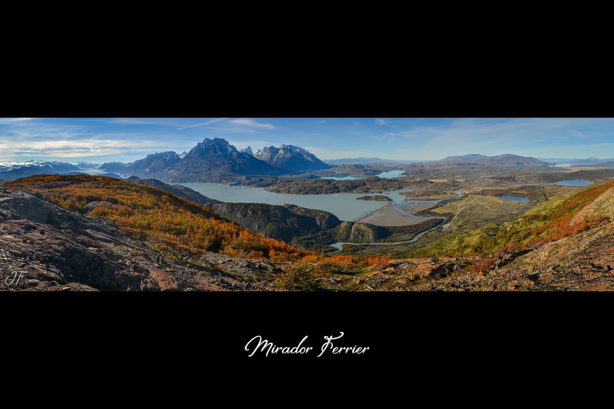 Poster Mirador Ferrier (Chili). Affiches Formats 30x40 cm, 40x60 cm ou 50x70 cm. Impression sur Papier Photo. Décoration murale. Nature. Paysage. Panorama. Montagne.