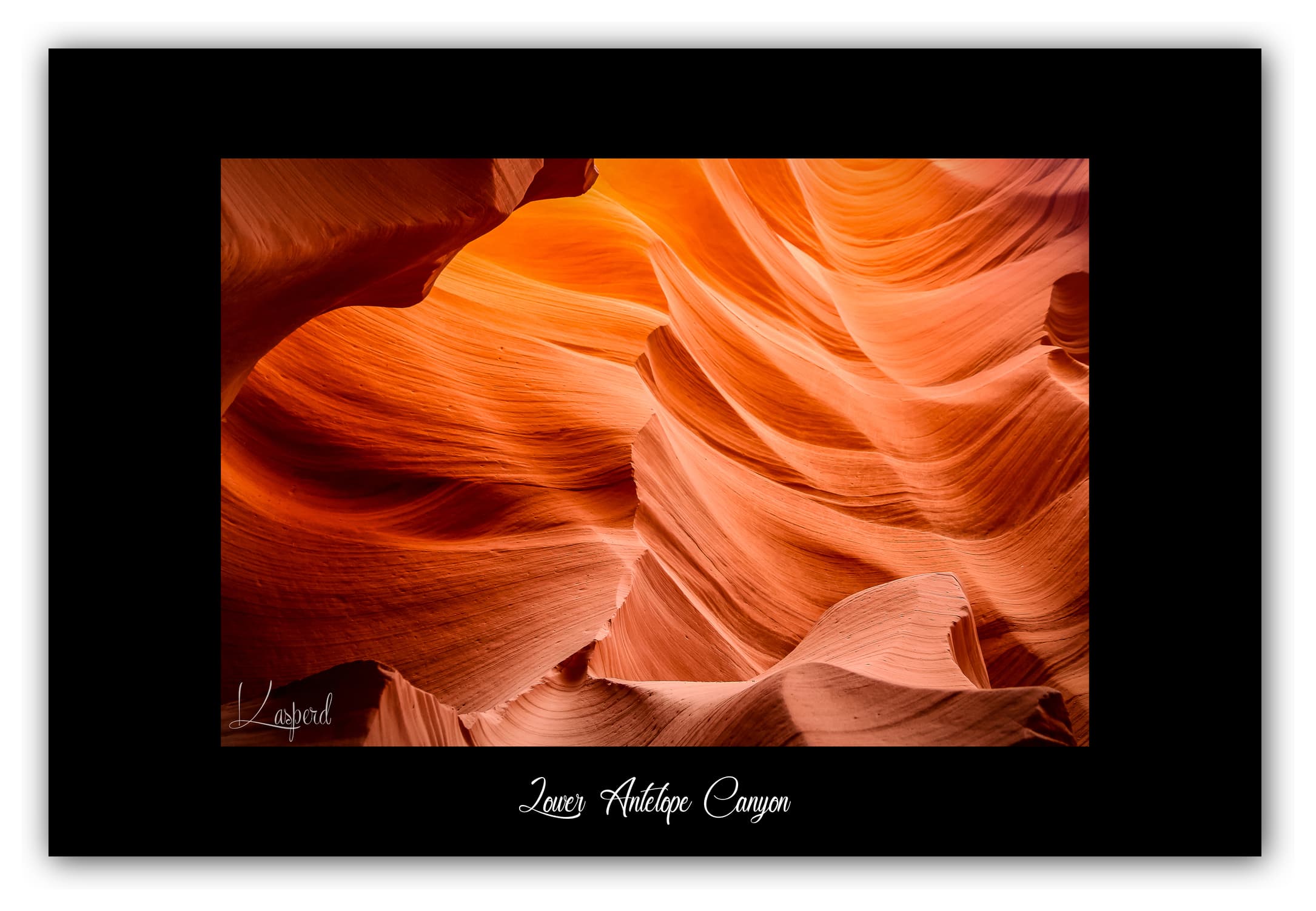 Poster Lower Antelope Canyon - Arizona (États-Unis). Affiches Formats 30x40 cm, 40x60 cm ou 50x70 cm. Impression sur Papier Photo. Décoration murale. Paysage. Ouest Américain.