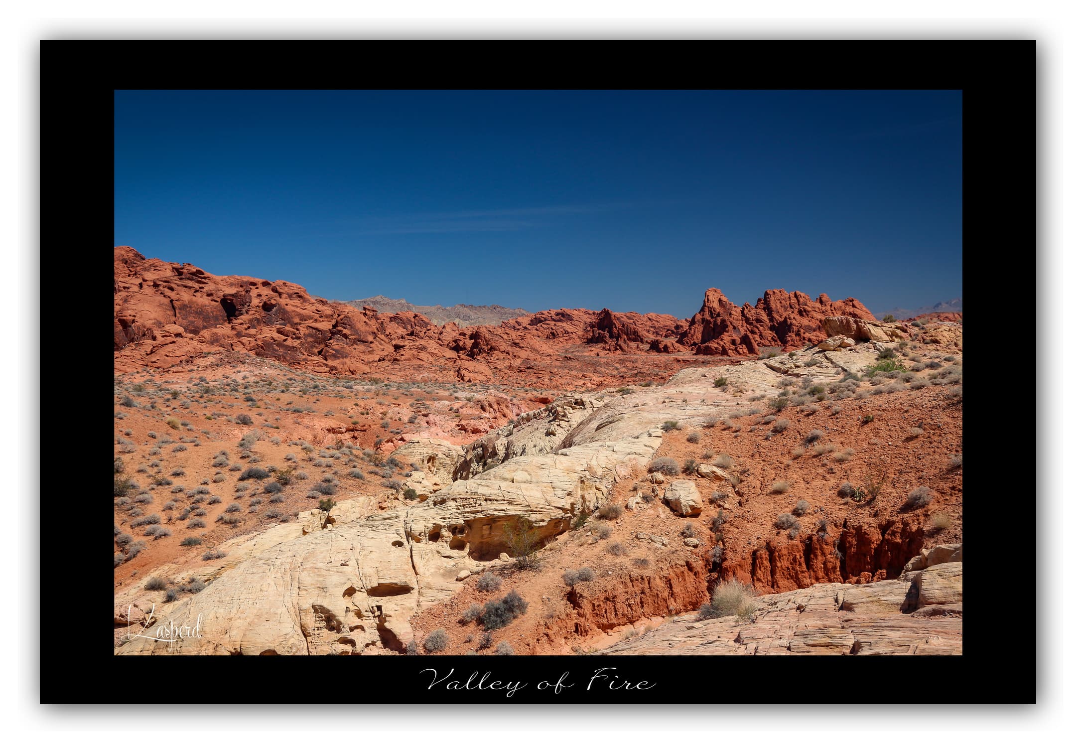 Poster Valley of Fire - Nevada (États-Unis). Affiches Formats 30x40 cm, 40x60 cm ou 50x70 cm. Impression sur Papier Photo. Décoration murale. Paysage. Ouest Américain.