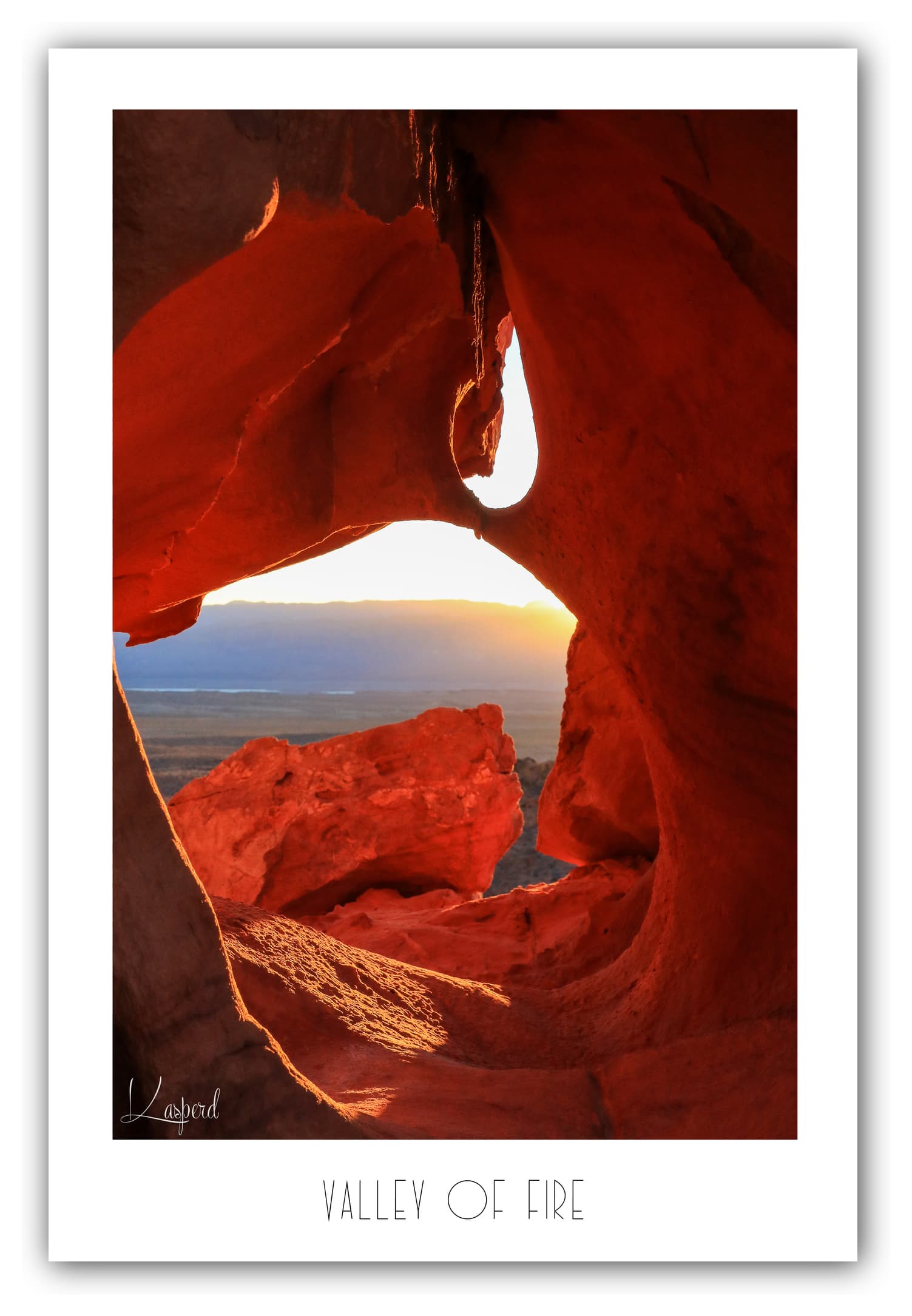 Poster Valley of Fire - Nevada (États-Unis). Affiches Formats 30x40 cm, 40x60 cm ou 50x70 cm. Impression sur Papier Photo. Décoration murale. Paysage. Ouest Américain. Lever du Soleils. Sunrise.