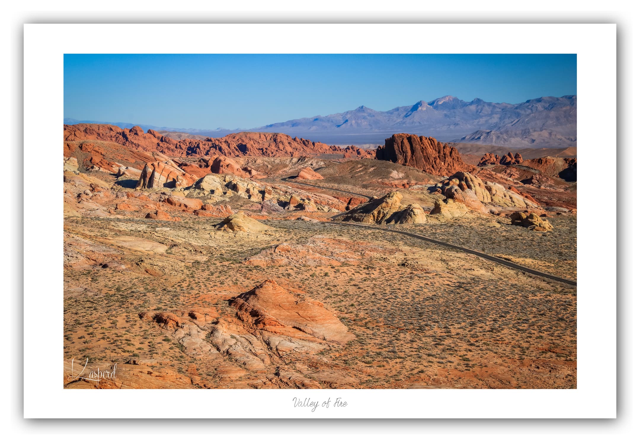 Poster Valley of Fire - Nevada (États-Unis). Affiches Formats 30x40 cm, 40x60 cm ou 50x70 cm. Impression sur Papier Photo. Décoration murale. Paysage. Ouest Américain.