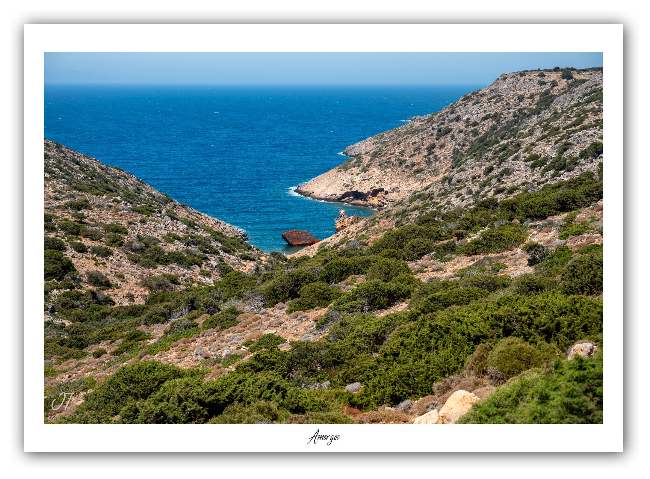 Générique Poster Amorgos - Grèce. Affiches Formats 30x40cm, 40x60 cm ou 50x70 cm. Impression sur Papier Photo. Décoration murale. Bateau. Mer.