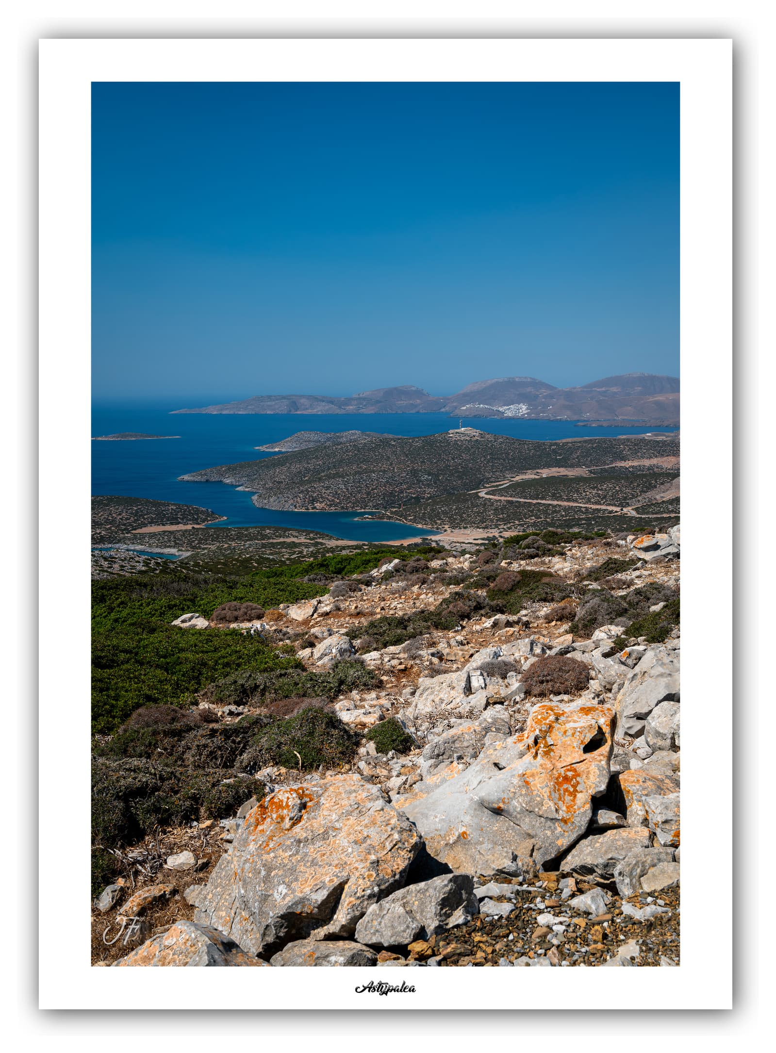 Générique Poster Astypalea (Grèce). Affiches Formats 30x40cm, 40x60 cm ou 50x70 cm. Impression sur Papier Photo. Décoration murale. Paysage. Mer.