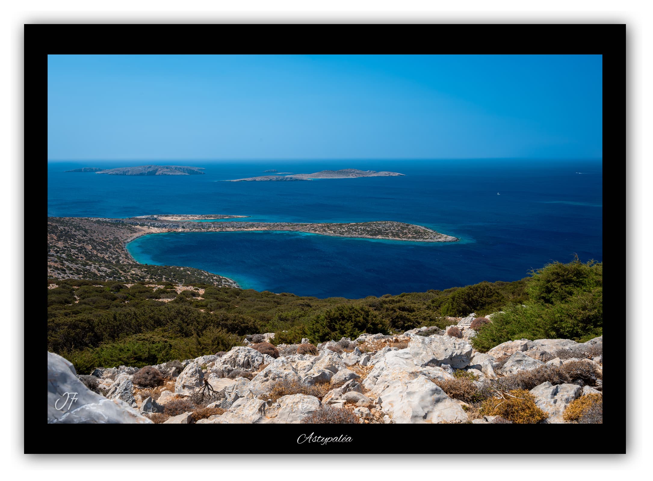Générique Poster Astypalea (Grèce). Affiches Formats 30x40cm, 40x60 cm ou 50x70 cm. Impression sur Papier Photo. Décoration murale. Architecture. Mer.