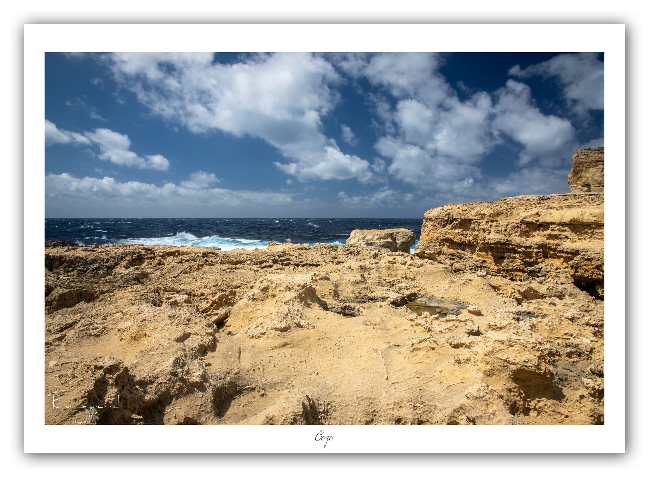 Générique Poster Dwejra - Gozo (Malte). Affiches Formats 30x40cm, 40x60 cm ou 50x70 cm. Impression sur Papier Photo. Décoration murale. Paysage. Mer. Îles.