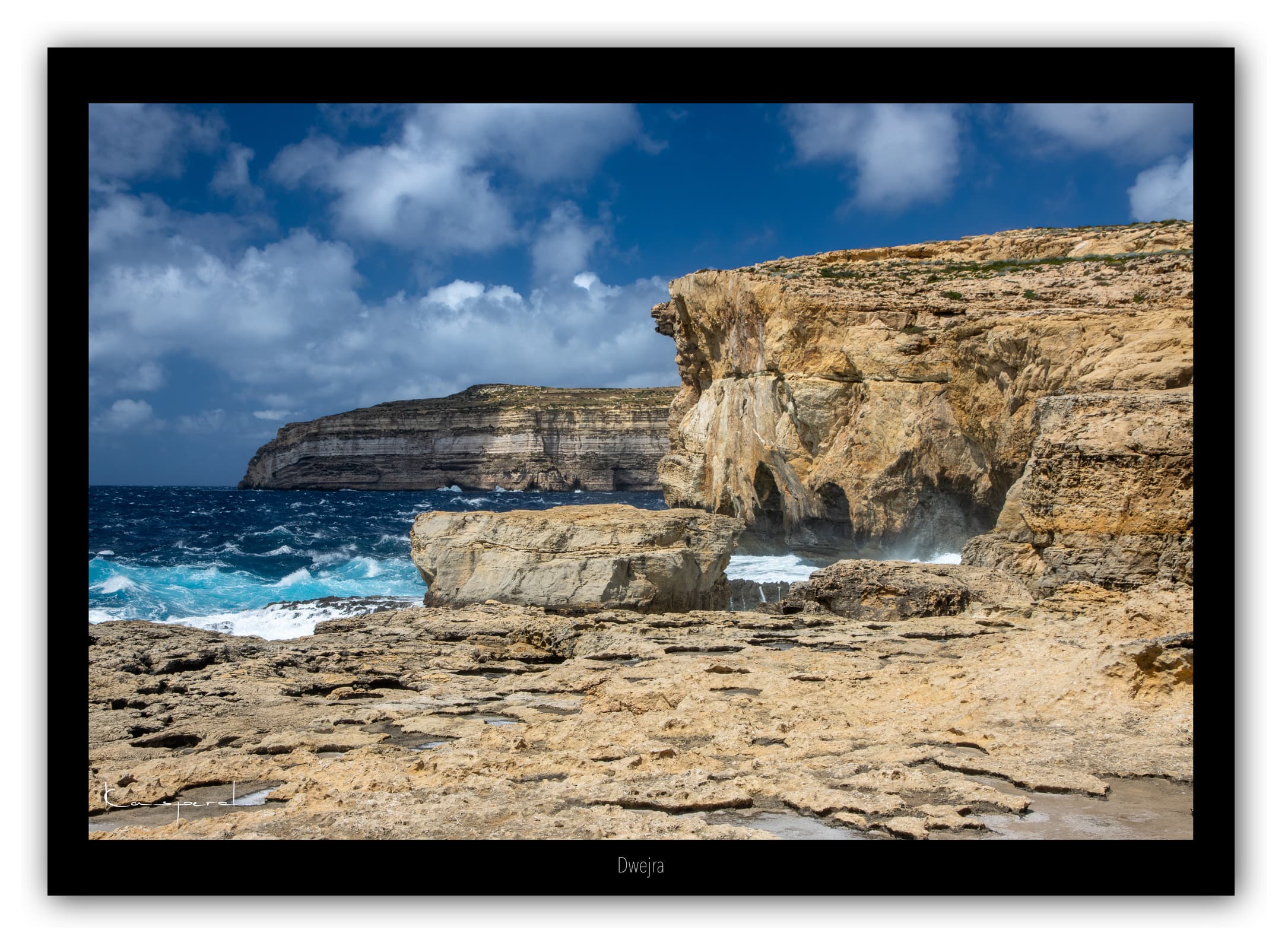 Générique Poster Dwejra - Gozo (Malte). Affiches Formats 30x40cm, 40x60 cm ou 50x70 cm. Impression sur Papier Photo. Décoration murale. Paysage. Mer. Îles.