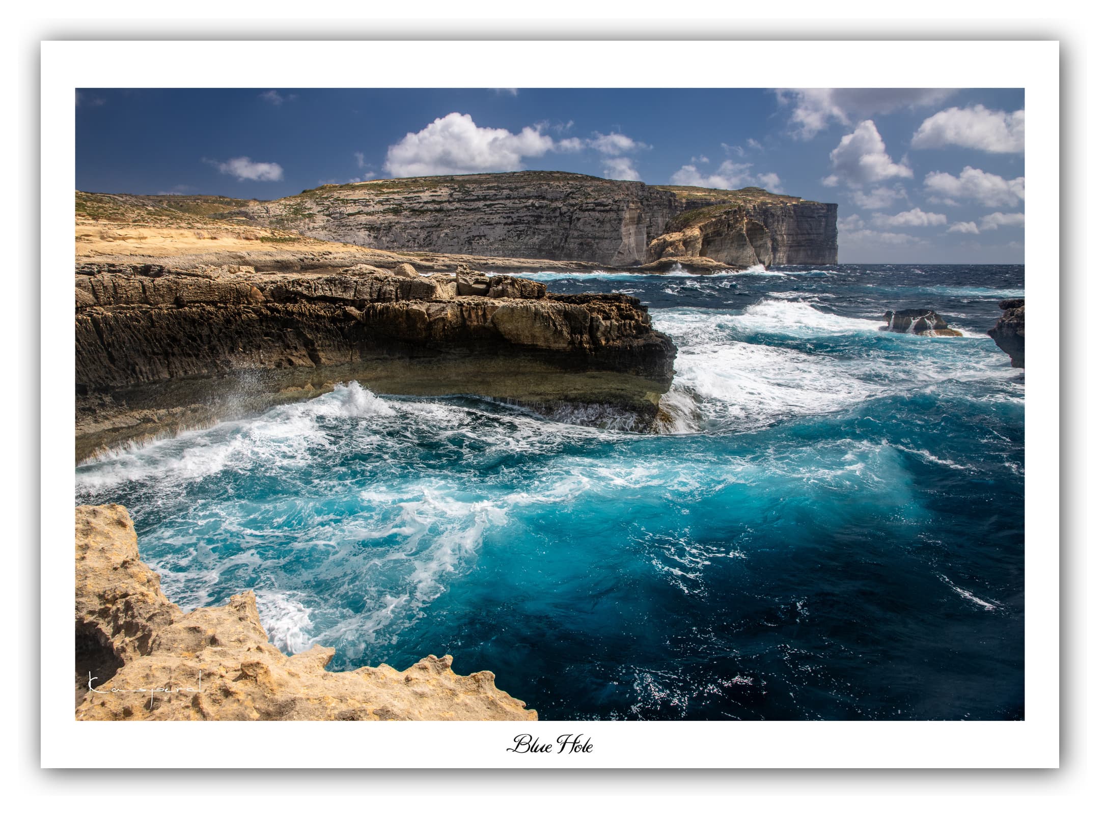 Générique Poster Blue Hole - Gozo (Malte). Affiches Formats 30x40cm, 40x60 cm ou 50x70 cm. Impression sur Papier Photo. Décoration murale. Paysage. Mer. Îles.