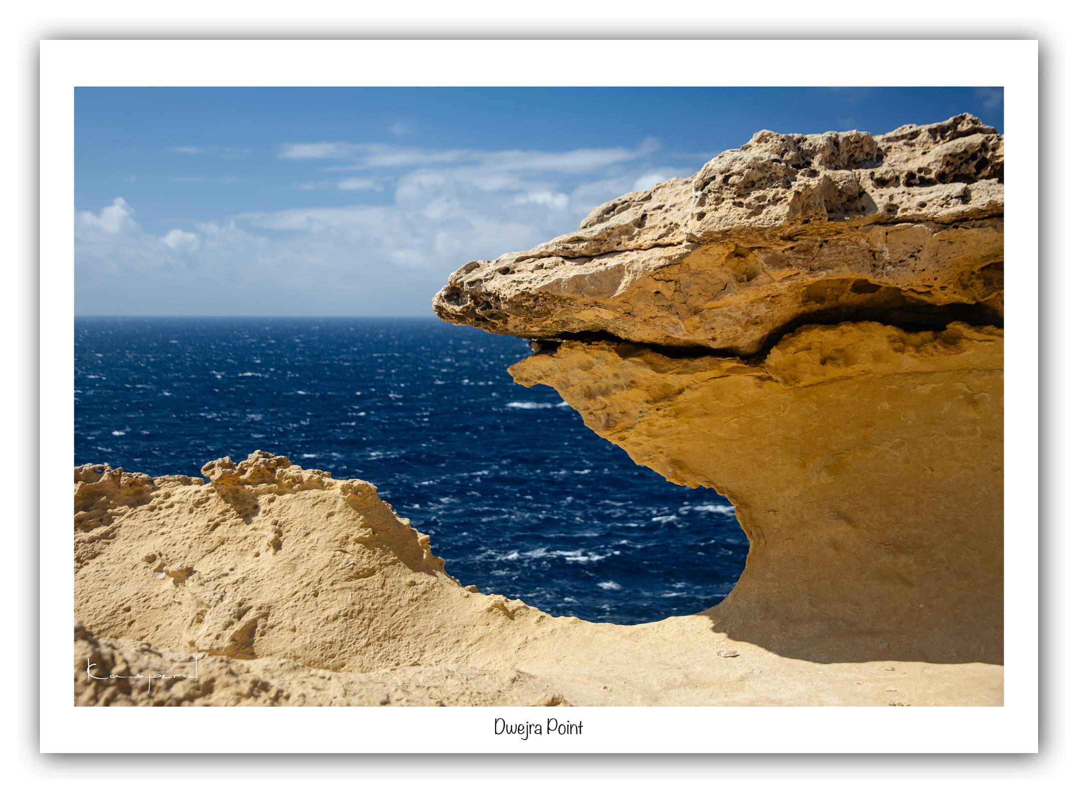 Générique Poster Dwejra Point - Gozo (Malte). Affiches Formats 30x40cm, 40x60 cm ou 50x70 cm. Impression sur Papier Photo. Décoration murale. Paysage. Mer. Îles.