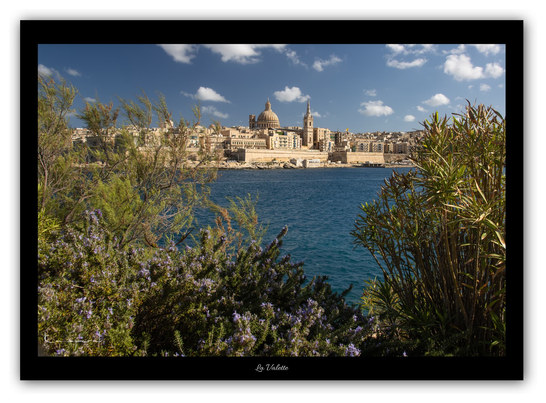 Générique Poster Sliema (Malte). Affiches Formats 30x40cm, 40x60 cm ou 50x70 cm. Impression sur Papier Photo. Décoration murale. Architecture. Mer. Îles.