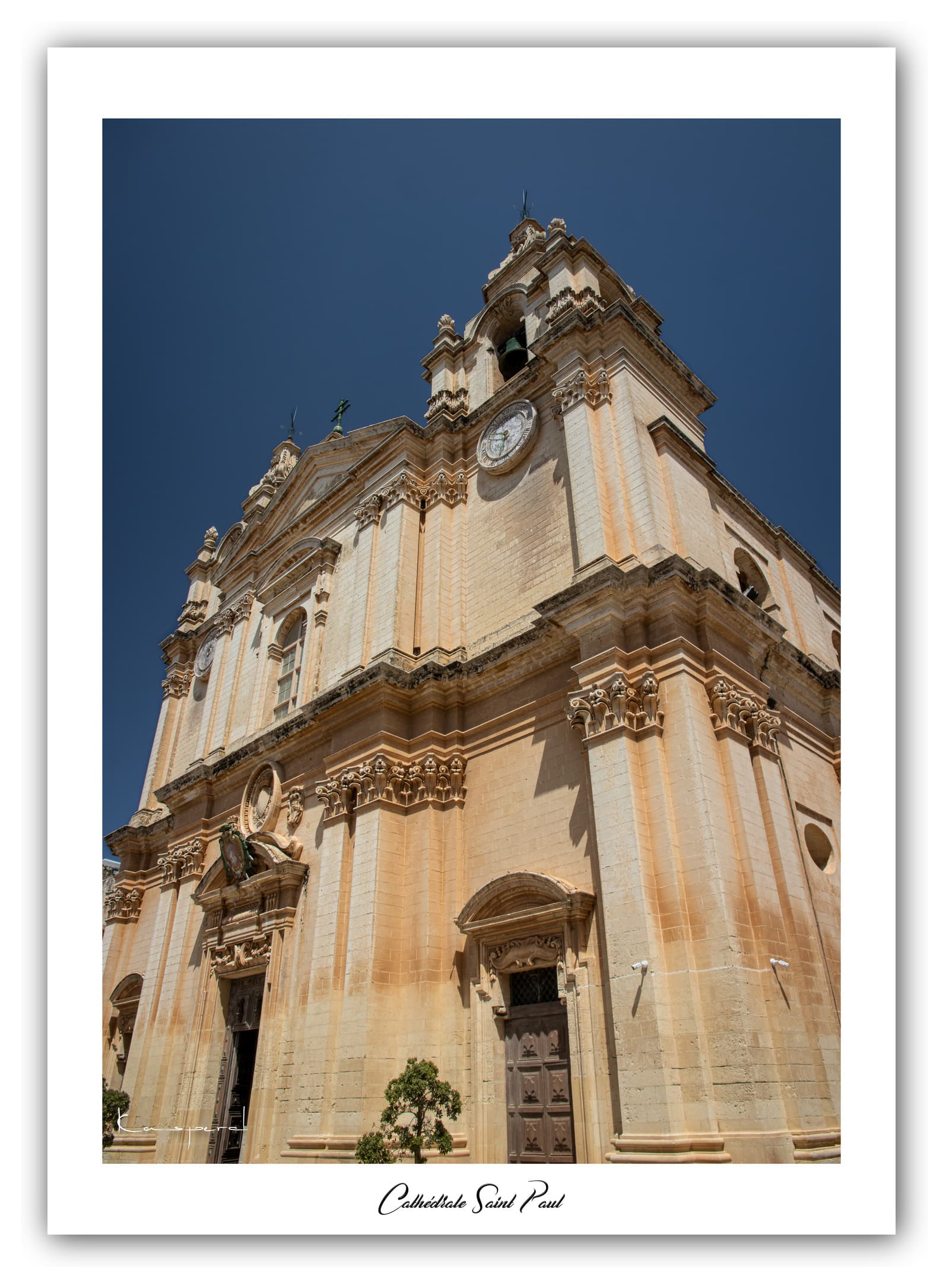 Générique Poster Cathédrale Saint-Paul à Mdina (Malte). Affiches Formats 30x40cm, 40x60 cm ou 50x70 cm. Impression sur Papier Photo. Décoration murale. Architecture. Mer. Îles.