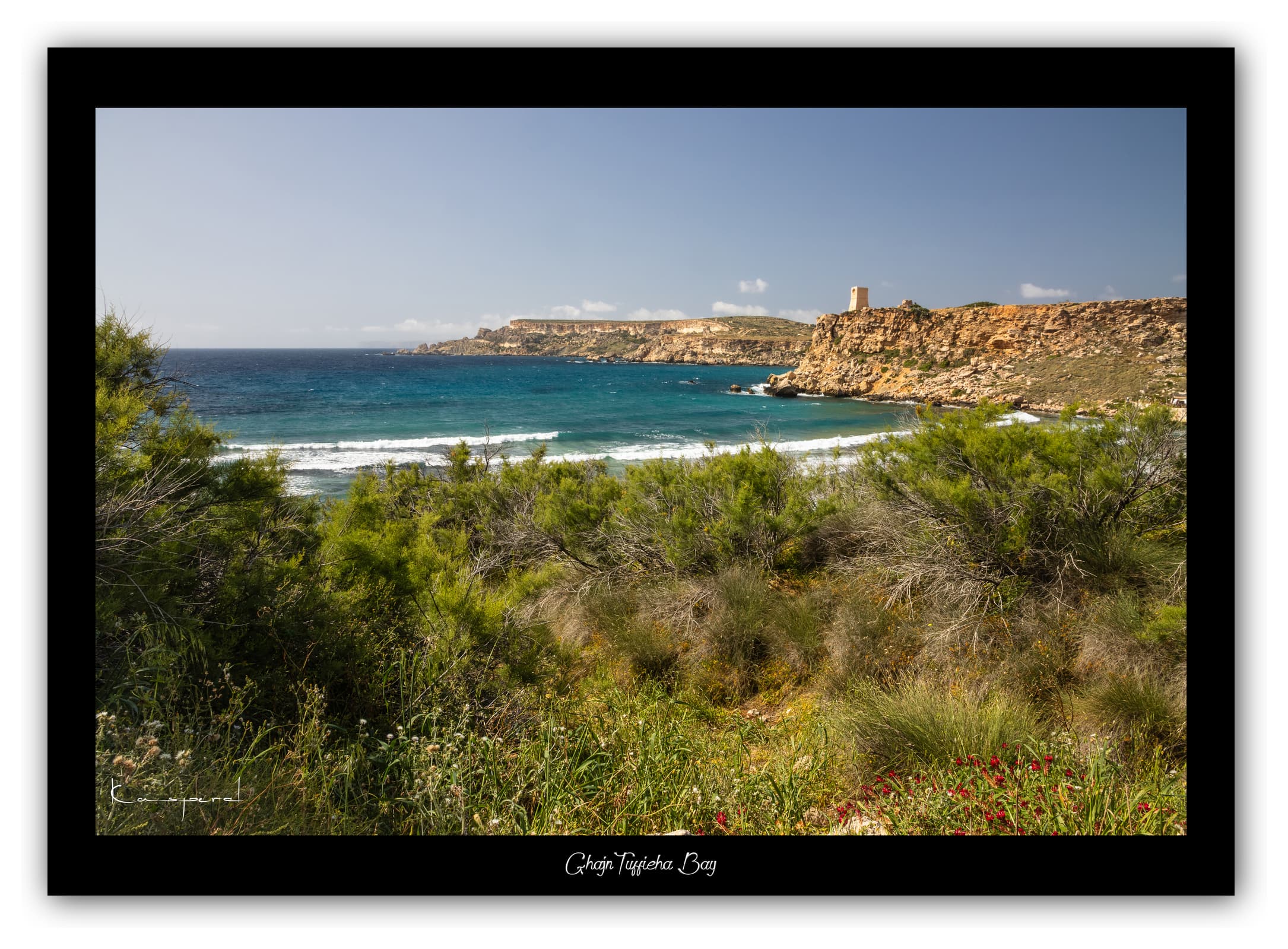 Générique Poster Ghajn Tuffieha Bay (Malte). Affiches Formats 30x40cm, 40x60 cm ou 50x70 cm. Impression sur Papier Photo. Décoration murale. Paysage. Mer. Îles.