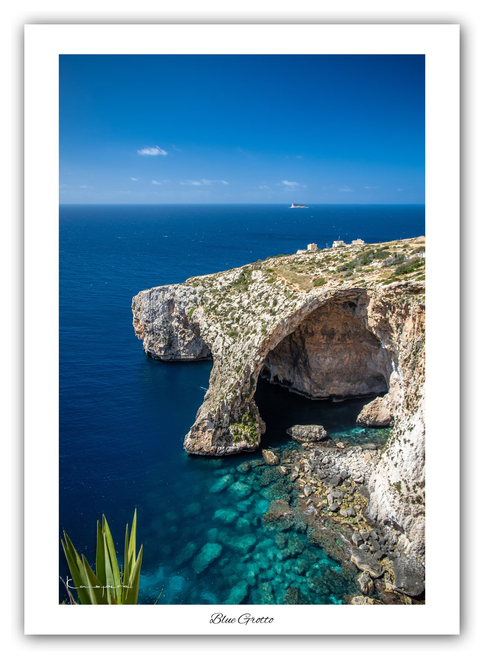 Générique Poster Blue Grotto (Malte). Affiches Formats 30x40cm, 40x60 cm ou 50x70 cm. Impression sur Papier Photo. Décoration murale. Paysage. Mer. Île.