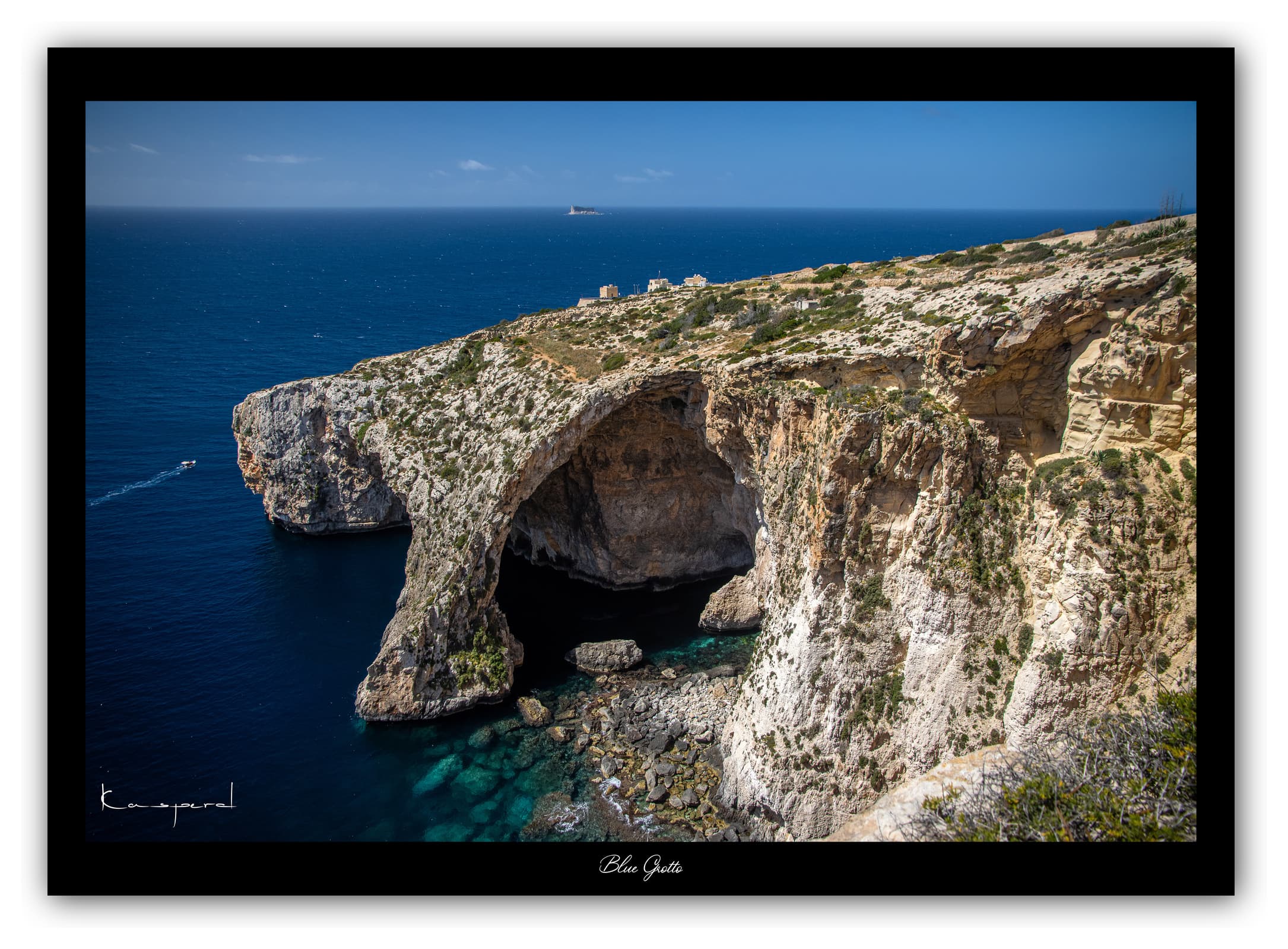 Générique Poster Blue Grotto (Malte). Affiches Formats 30x40cm, 40x60 cm ou 50x70 cm. Impression sur Papier Photo. Décoration murale. Paysage. Mer. Île.