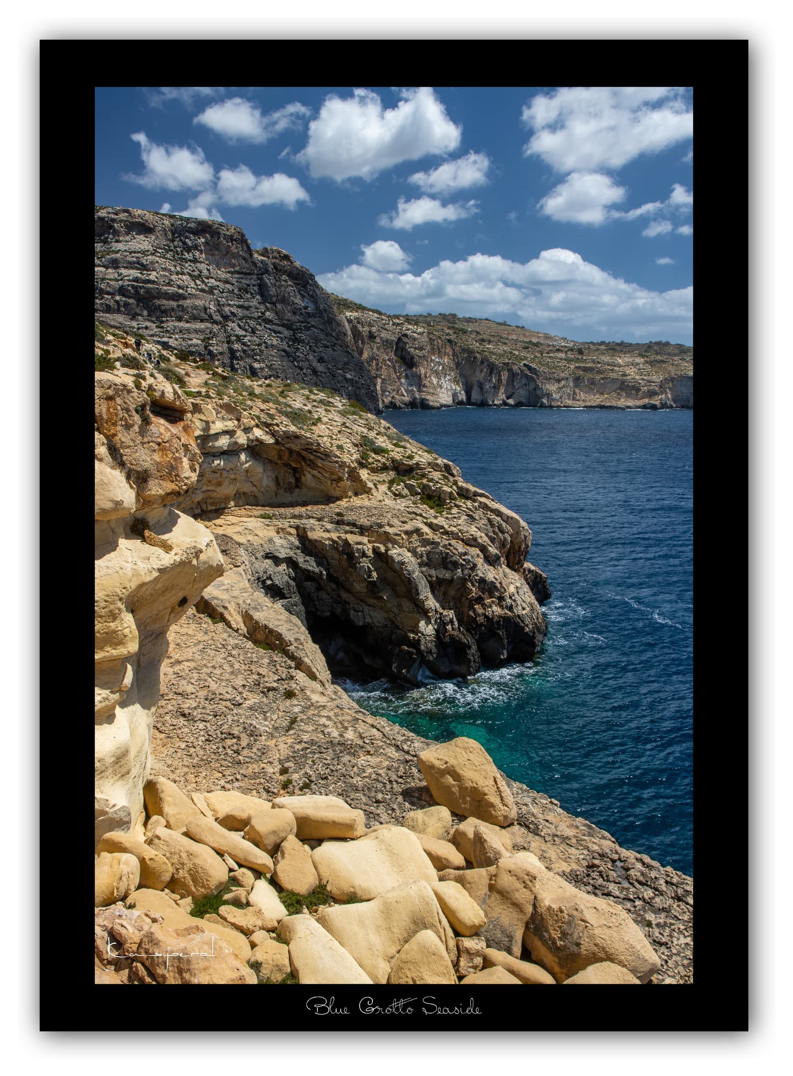 Générique Poster Blue Grotto Seaside (Malte). Affiches Formats 30x40cm, 40x60 cm ou 50x70 cm. Impression sur Papier Photo. Décoration murale. Paysage. Mer. Île.