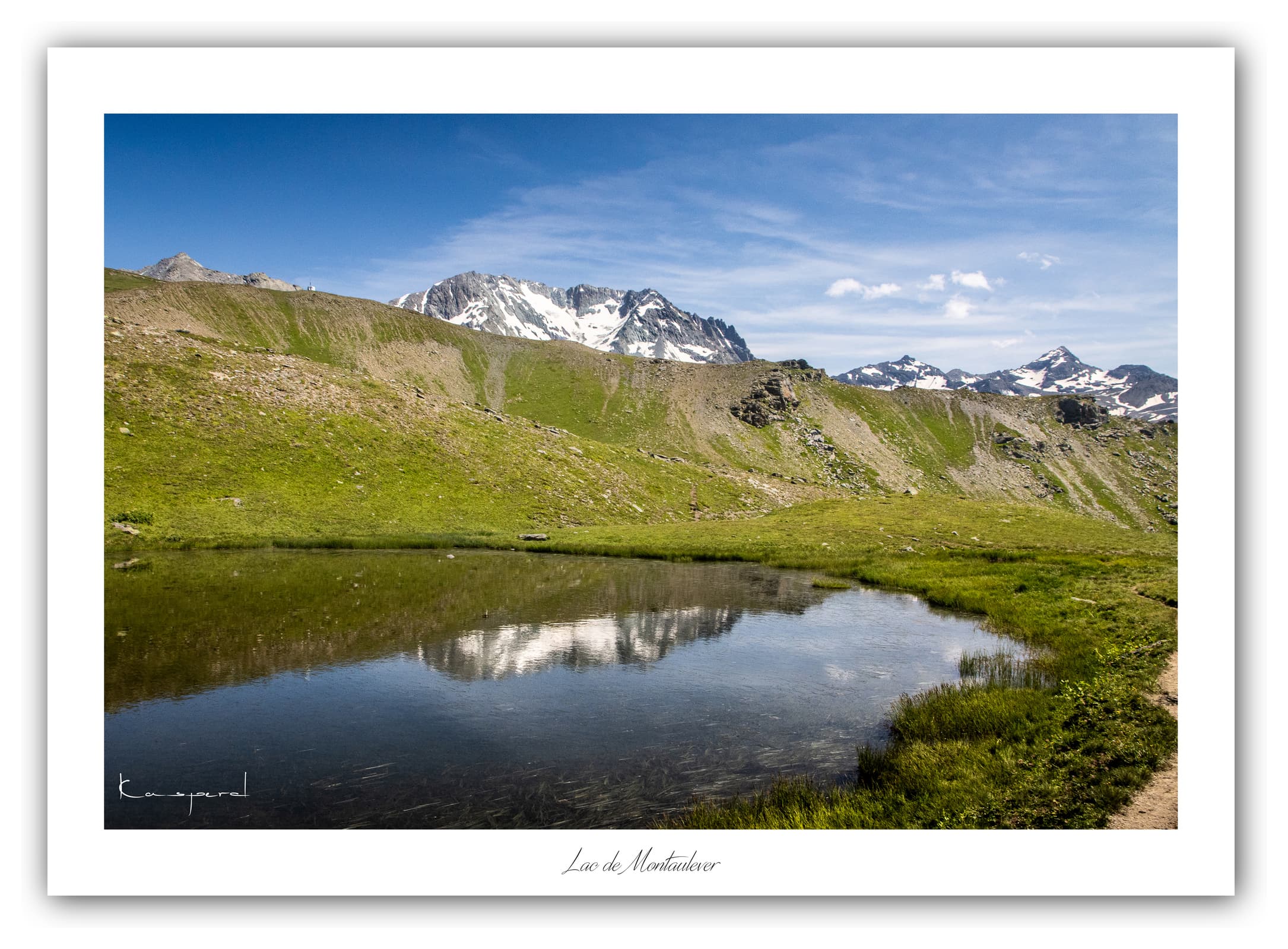 Générique Poster Lac de Montaulever (Savoie). Affiches Formats 30x40cm, 40x60 cm ou 50x70 cm. Impression sur Papier Photo. Décoration murale. Paysage. Montagne.