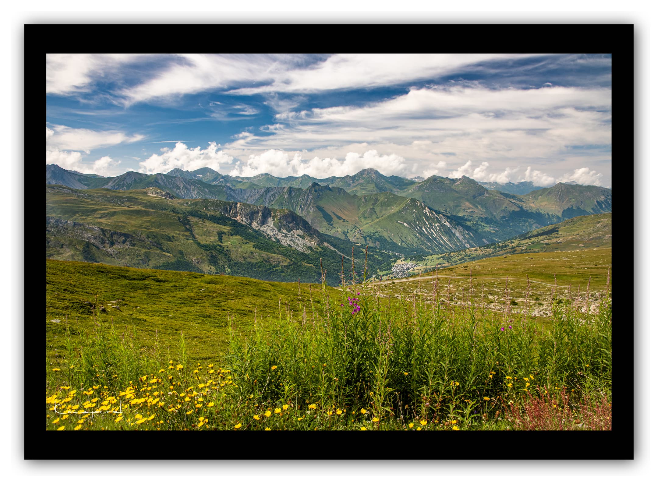 Poster Panorama aux Ménuires (Savoie). Affiches Formats 30x40cm, 40x60 cm ou 50x70 cm. Impression sur Papier Photo. Décoration murale. Paysage. Montagne.