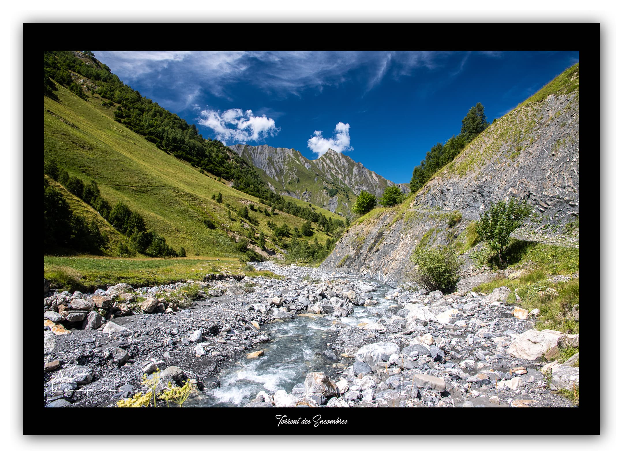 Générique Poster Torrent des Encombres (Savoie). Affiches Formats 30x40cm, 40x60 cm ou 50x70 cm. Impression sur Papier Photo. Décoration murale. Paysage. Montagne.