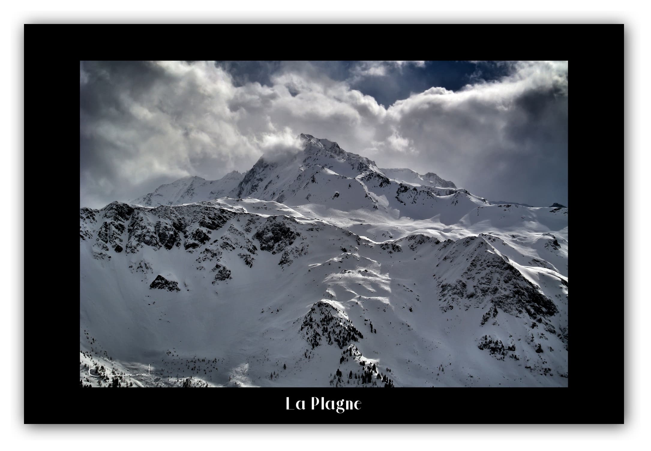 Poster Paysage d'Hiver en Savoie - Les Alpes (France). Affiches Formats 30x40 cm, 40x60 cm ou 50x70 cm. Impression sur Papier Photo. Décoration murale. Paysage Montagne.