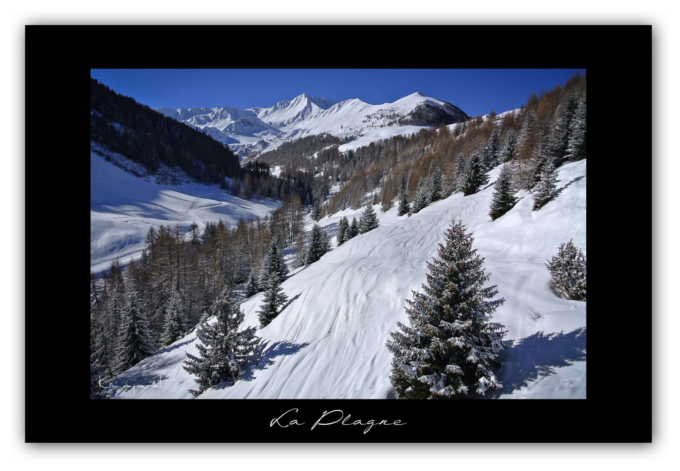Poster La Plagne - Les Alpes (France). Affiches Formats 30x40 cm, 40x60 cm ou 50x70 cm. Impression sur Papier Photo. Décoration murale. Paysage Montagne.