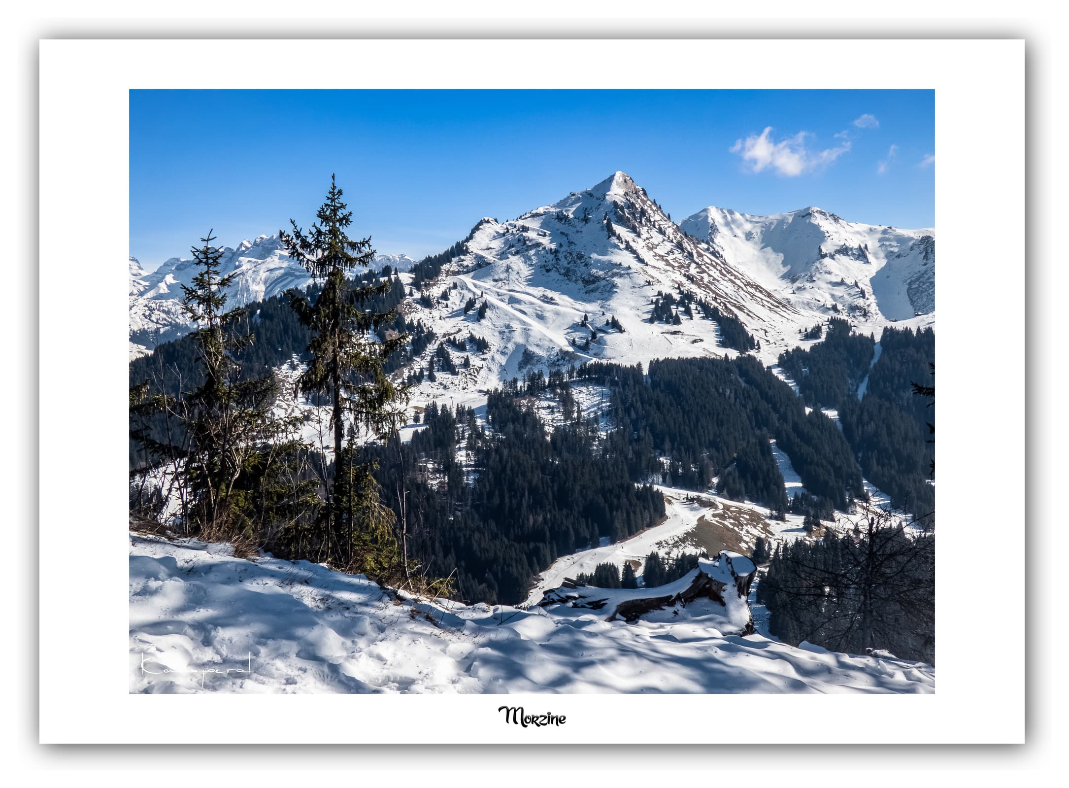 Poster Morzine - Haute-Savoie (France). Affiches Formats 30x40 cm, 40x60 cm ou 50x70 cm. Impression sur Papier Photo. Décoration murale. Nature. Paysage. Panorama. Montagne.