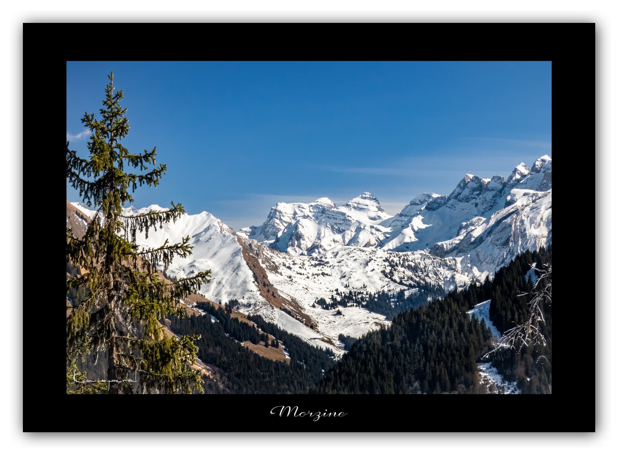 Poster Morzine - Haute-Savoie (France). Affiches Formats 30x40 cm, 40x60 cm ou 50x70 cm. Impression sur Papier Photo. Décoration murale. Nature. Paysage. Panorama. Montagne.