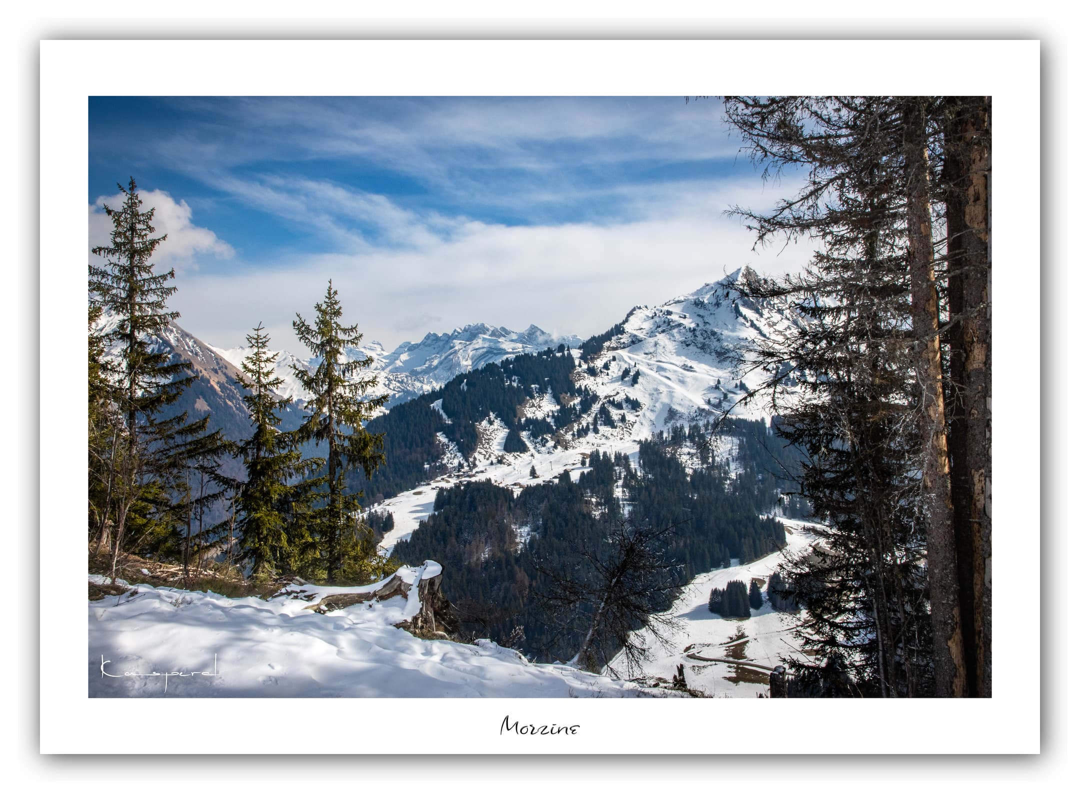 Poster Morzine - Haute-Savoie (France). Affiches Formats 30x40 cm, 40x60 cm ou 50x70 cm. Impression sur Papier Photo. Décoration murale. Nature. Paysage. Panorama. Montagne.