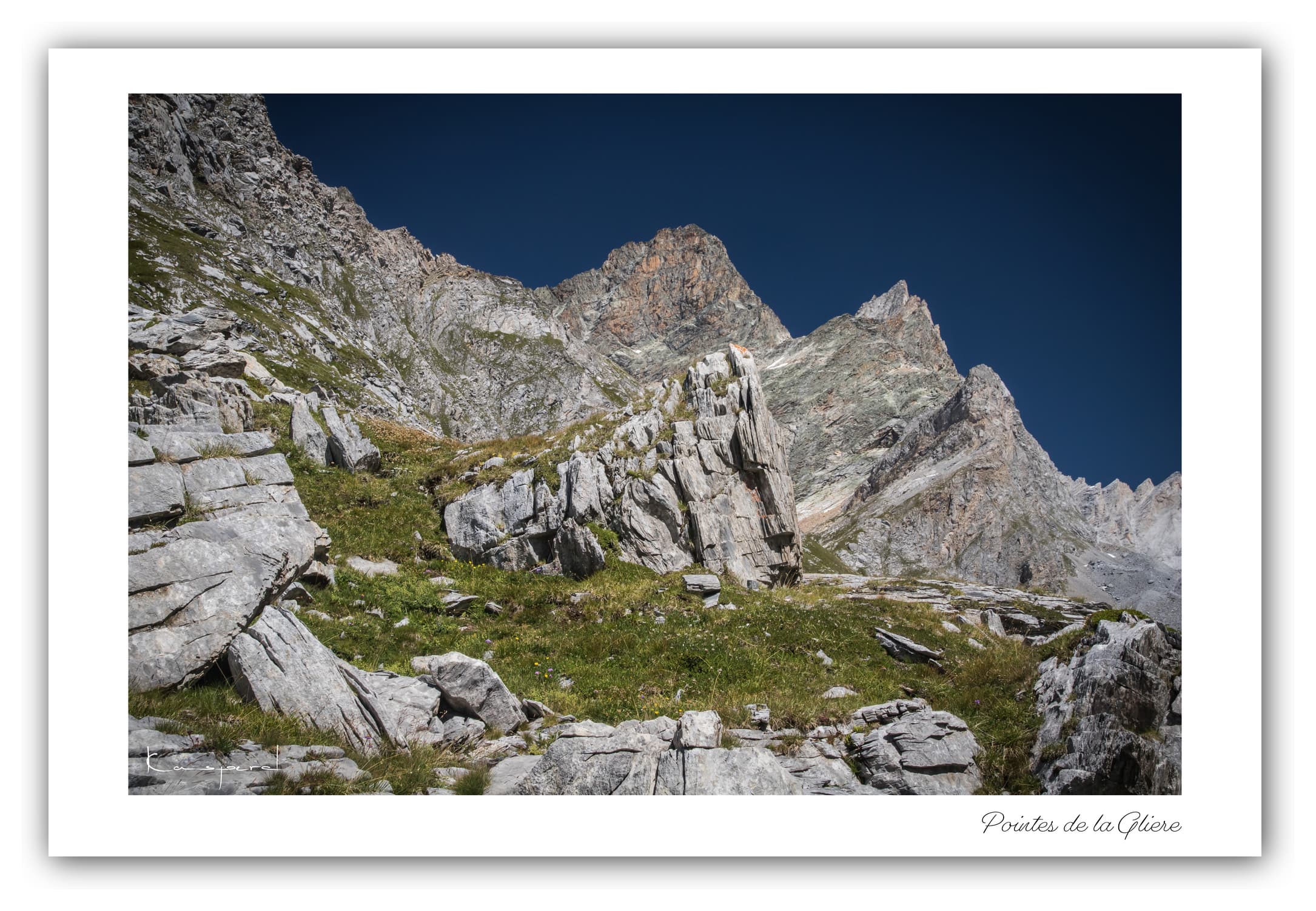 Poster Pointes de la Glière - Savoie (Les Alpes - France). Affiches Formats 30x40 cm, 40x60 cm ou 50x70 cm. Impression sur Papier Photo. Décoration murale. Paysage montagne. Eté.