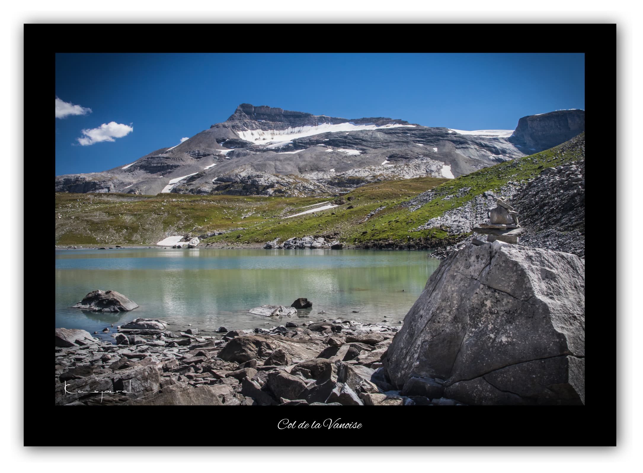 Poster Col de la Vanoise et Lac Long - Savoie (Les Alpes - France). Affiches Formats 30x40 cm, 40x60 cm ou 50x70 cm. Impression sur Papier Photo ou alu-dibond. Décoration murale. Montagne. Eté.