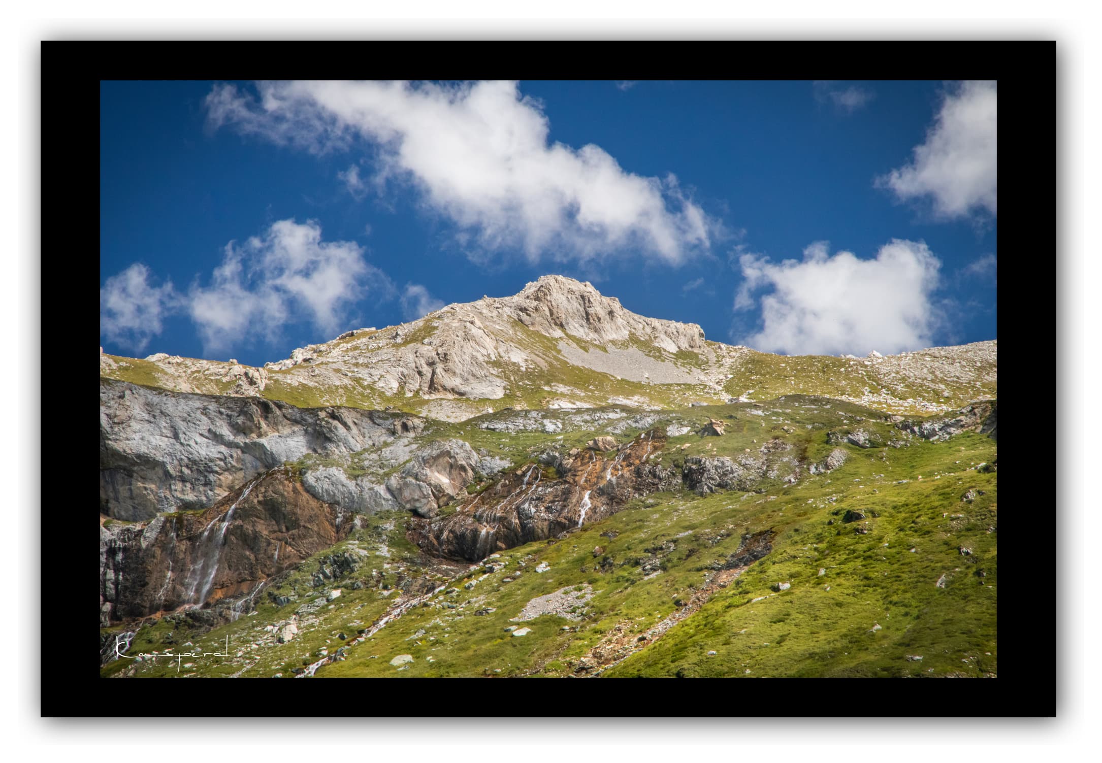 Poster Col de Roche Noire - Savoie (Les Alpes - France). Affiches Formats 30x40 cm, 40x60 cm ou 50x70 cm. Impression sur Papier Photo. Décoration murale. Paysage montagne. Eté.