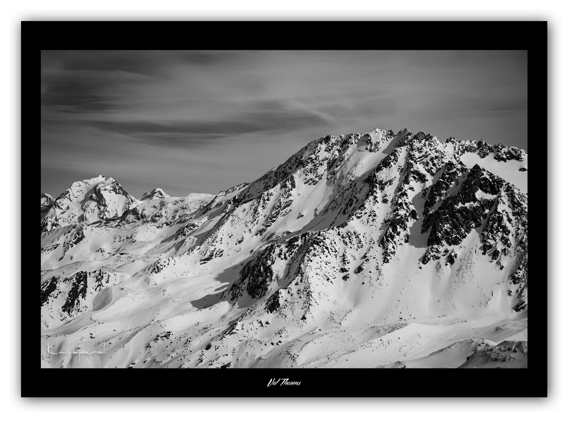 Générique Poster L'aiguille de Péclet et la Grande Casse (Savoie). Affiches Formats 30x40cm, 40x60 cm ou 50x70 cm. Impression sur Papier Photo. Décoration murale. Paysage. Montagne. Noir et Blanc.