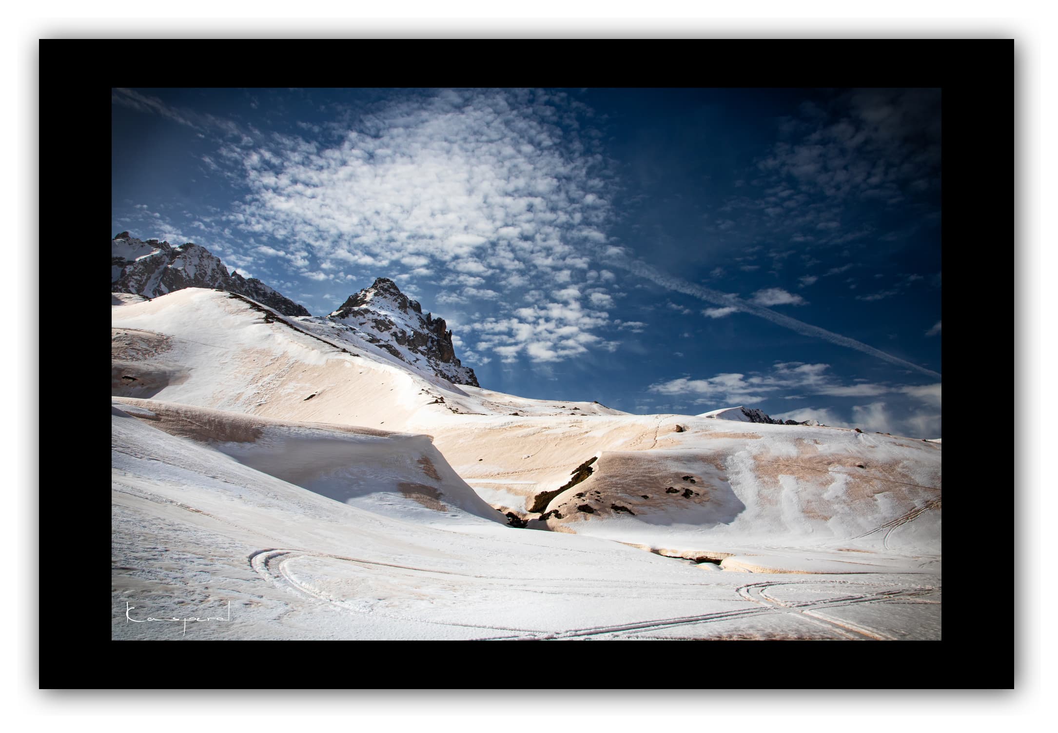 Poster Le Grand Galibier à Valloire - Savoie (France). Affiches Formats 30x40 cm, 40x60 cm ou 50x70 cm. Impression sur Papier Photo. Décoration murale. Nature. Paysage. Panorama. Montagne. Hiver.