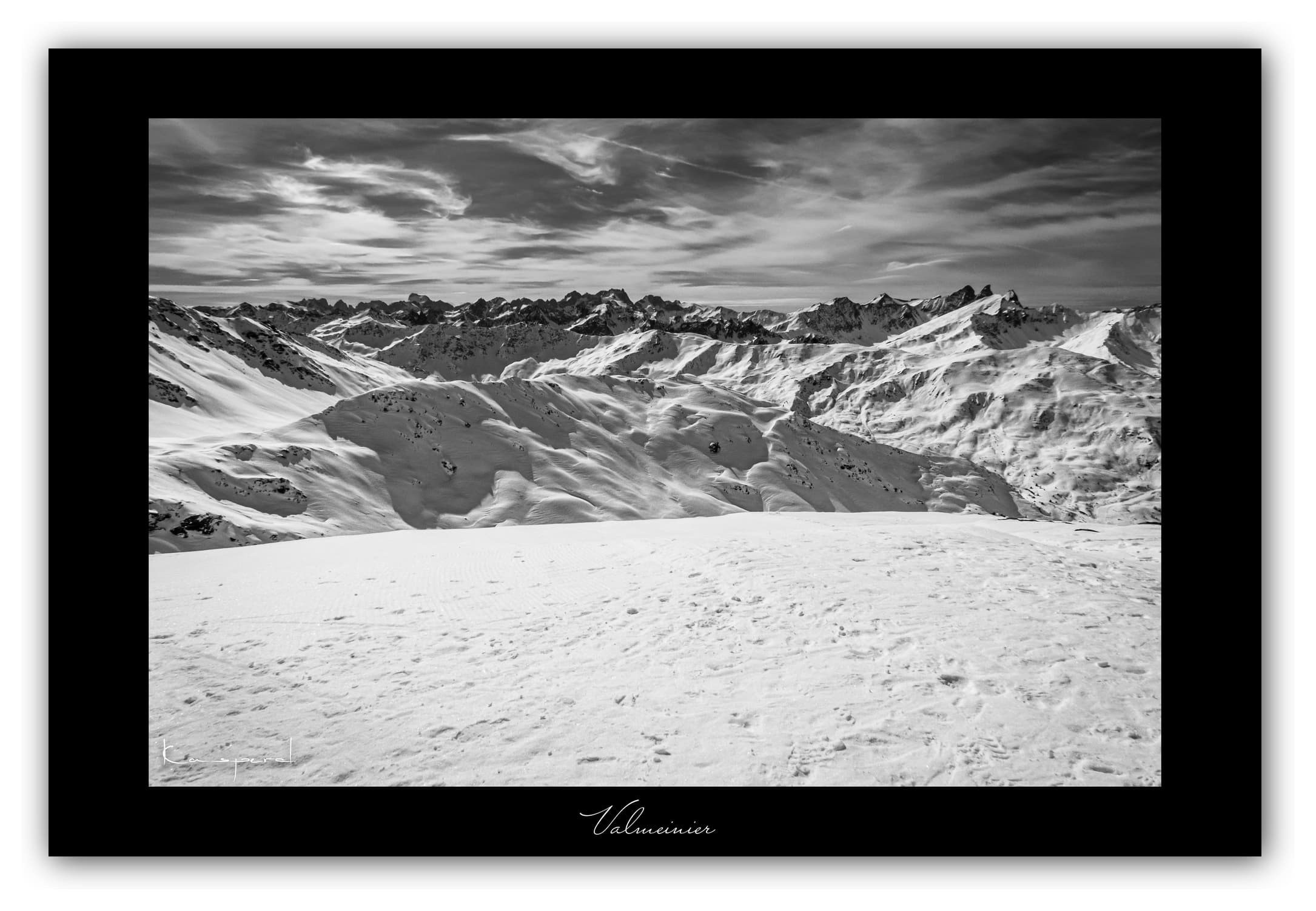 Poster Valmeinier - Savoie (France). Affiches Formats 30x40 cm, 40x60 cm ou 50x70 cm. Impression sur Papier Photo. Décoration murale. Nature. Paysage. Panorama. Montagne. Hiver.