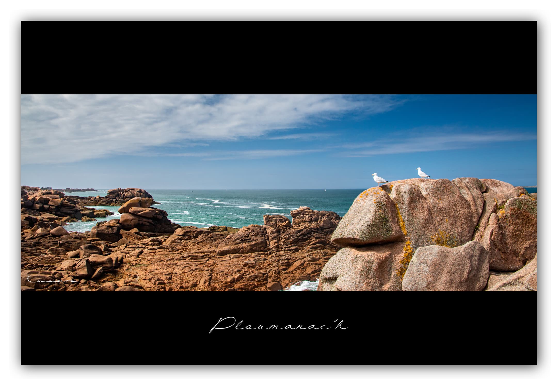 Poster Côte de Granit Rose - Bretagne (France). Affiches Formats 30x40 cm, 40x60 cm ou 50x70 cm. Impression sur Papier Photo. Décoration murale. Paysage. Mer. Phare.