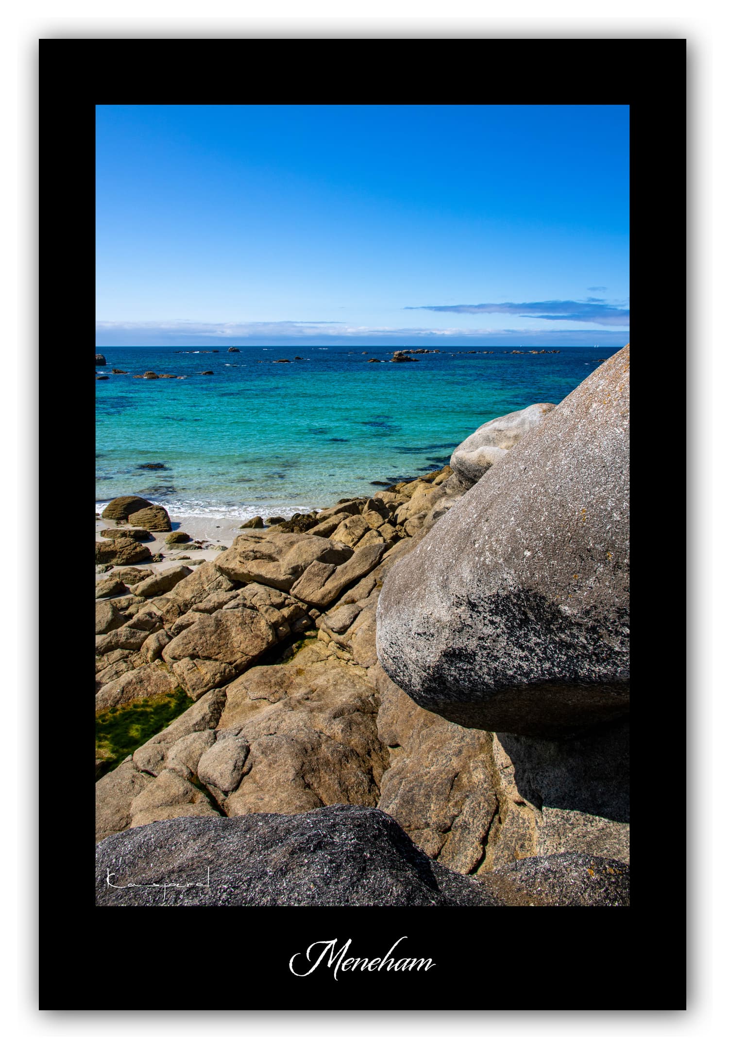 Poster Meneham- Bretagne (France). Affiches Formats 30x40 cm, 40x60 cm ou 50x70 cm. Impression sur Papier Photo. Décoration murale. Paysage. Mer. Phare.