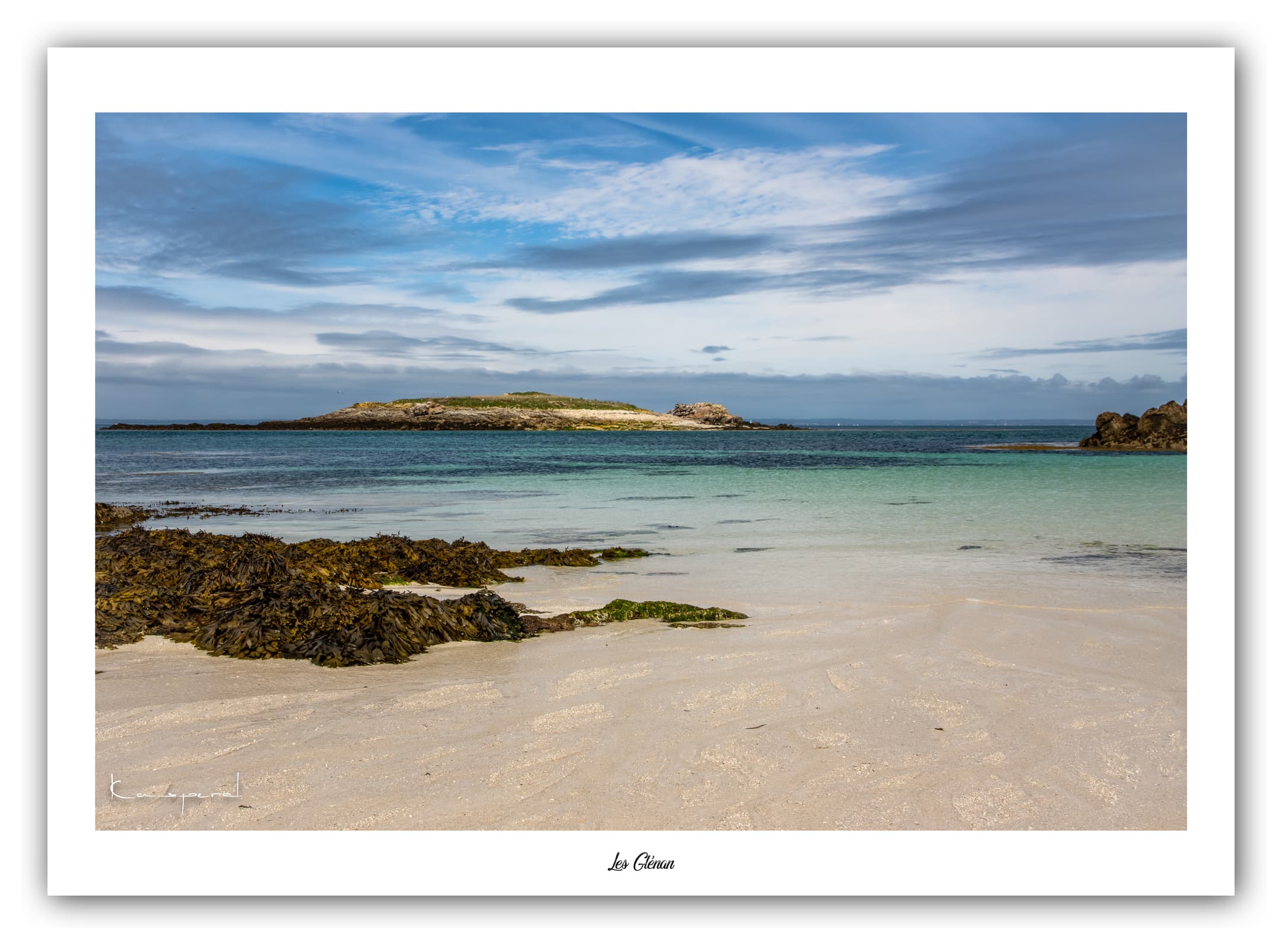 Poster Les Glénan (Bretagne - France). Affiches Formats 30x40cm, 40x60 cm ou 50x70 cm. Impression sur Papier Photo. Décoration murale. Paysage. Océan. Îles.