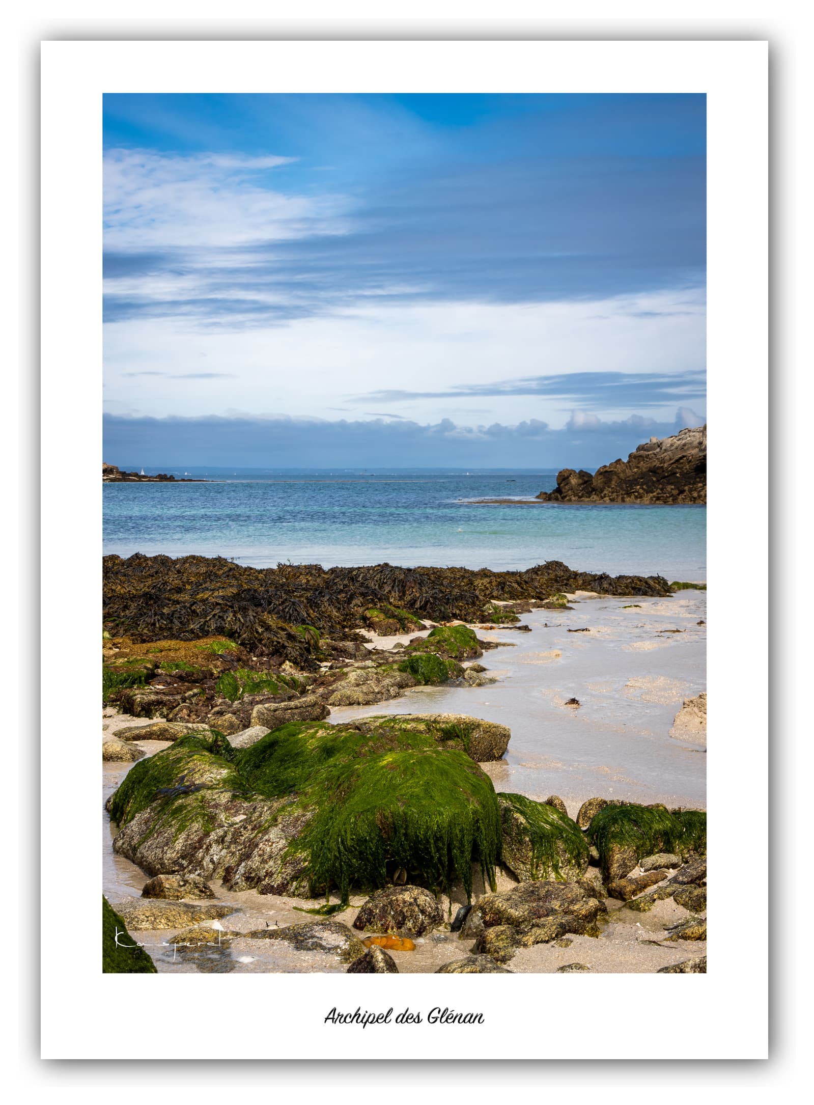 Poster Archipel des Glénan (Bretagne - France). Affiches Formats 30x40cm, 40x60 cm ou 50x70 cm. Impression sur Papier Photo. Décoration murale. Paysage. Océan. Îles.