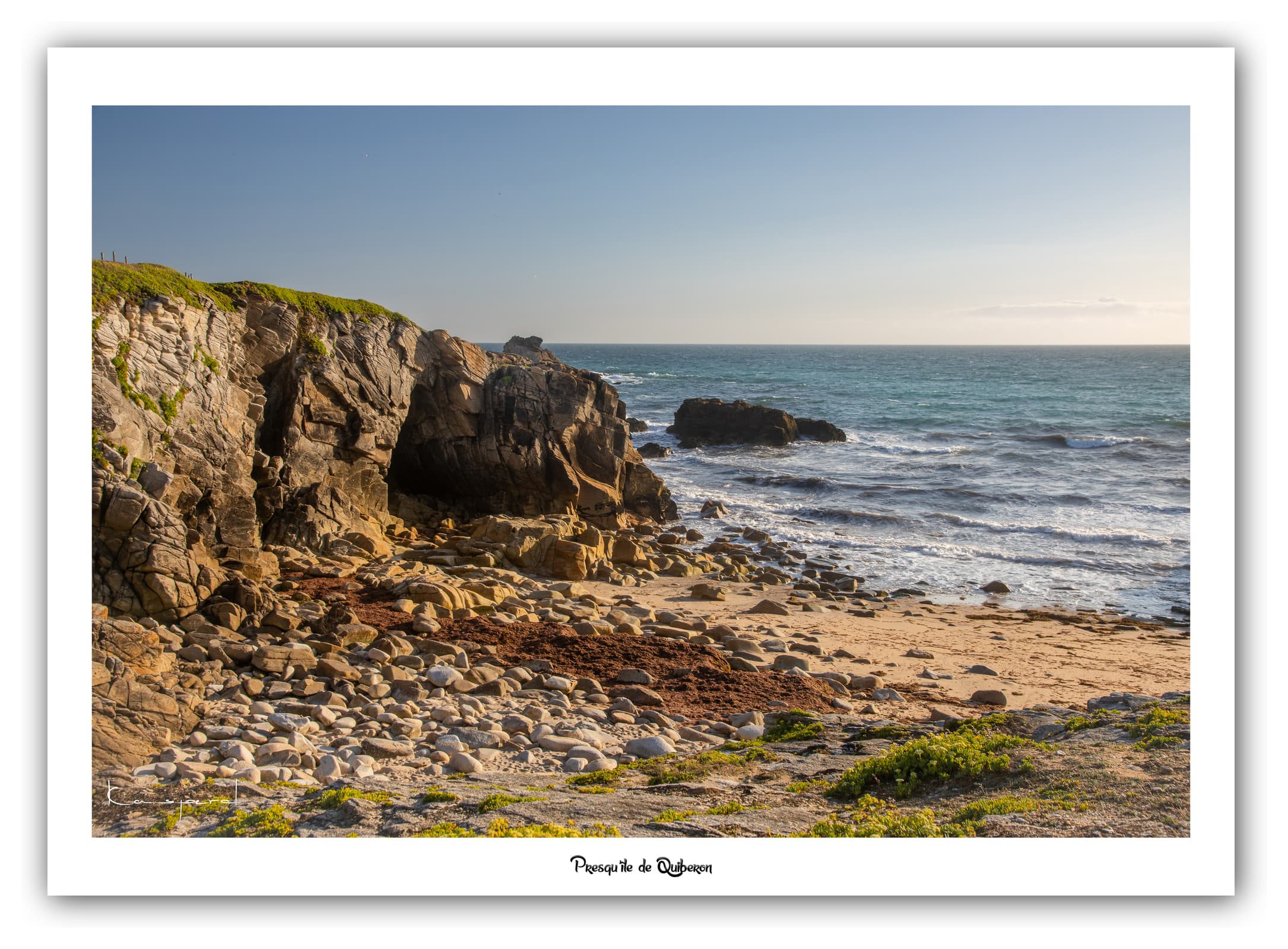 Poster Côte Sauvage (Bretagne - France). Affiches Formats 30x40cm, 40x60 cm ou 50x70 cm. Impression sur Papier Photo. Décoration murale. Paysage. Panorama.