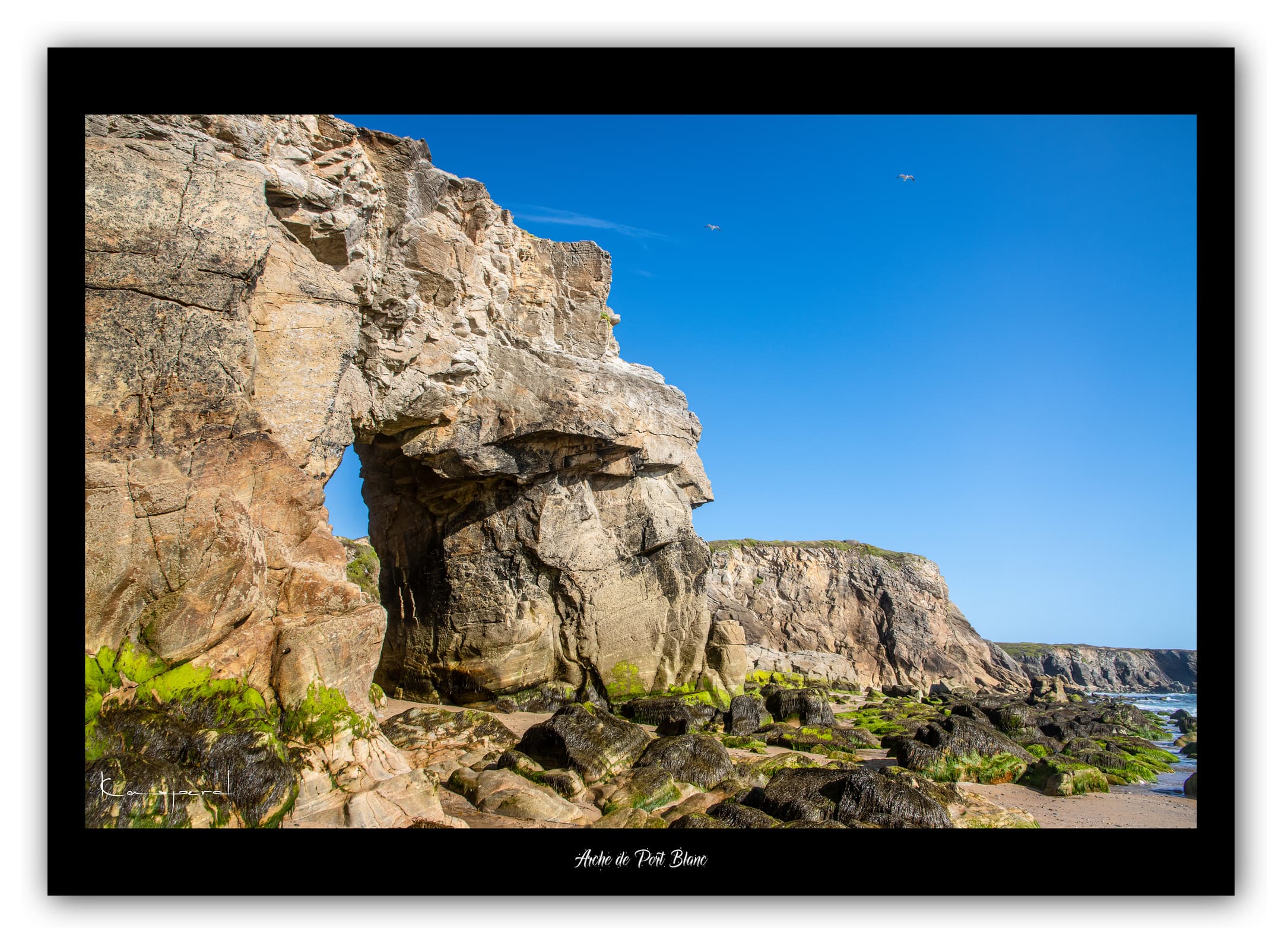 Poster Arche de Port Blanc (Bretagne - France). Affiches Formats 30x40cm, 40x60 cm ou 50x70 cm. Impression sur Papier Photo. Décoration murale. Paysage. Arche.