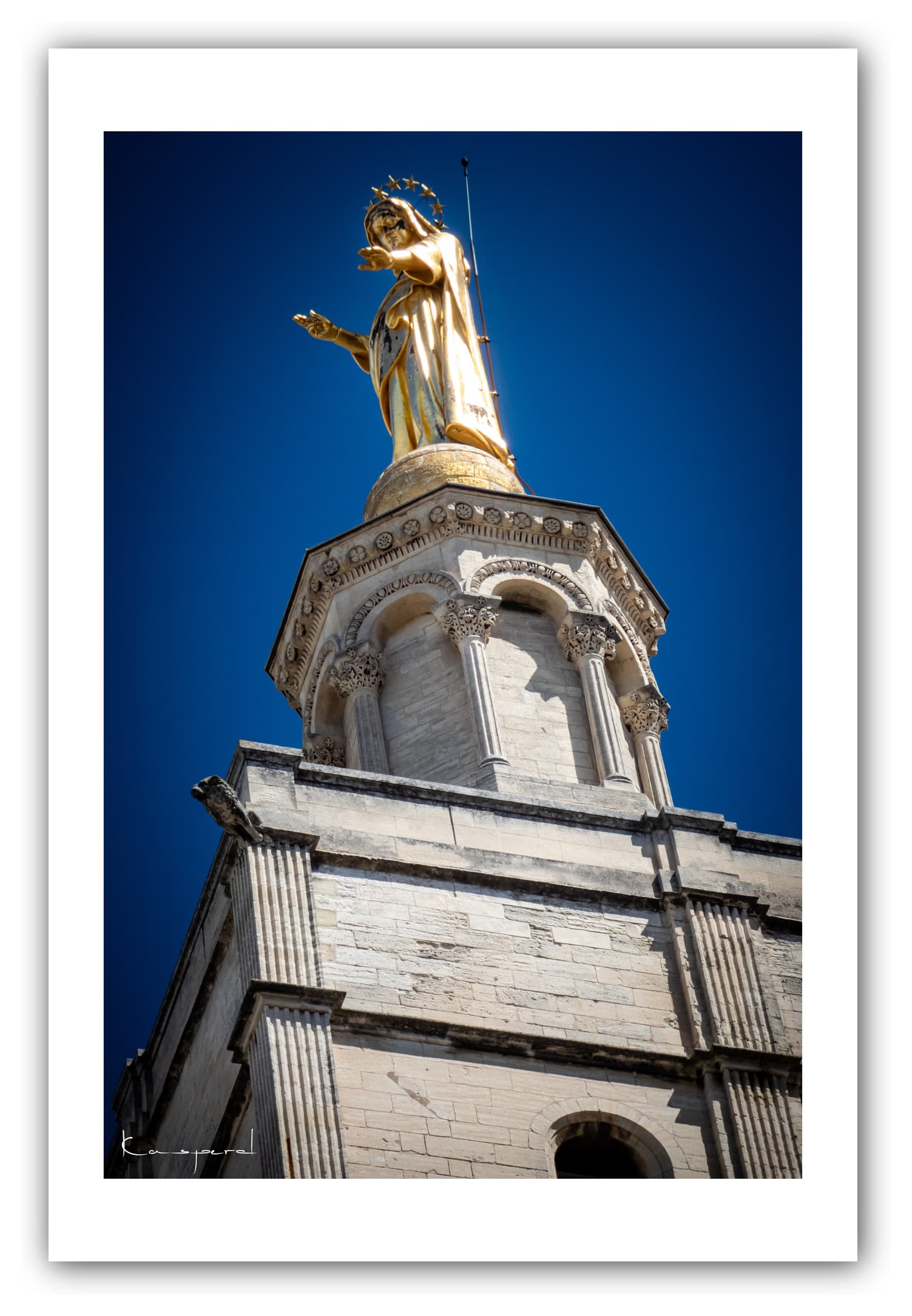 Poster Notre Dame des Doms - Avignon (France). Affiches Formats 30x40 cm, 40x60 cm ou 50x70 cm. Impression sur Papier Photo. Décoration murale. Ville. Cathédrale. Architecture.