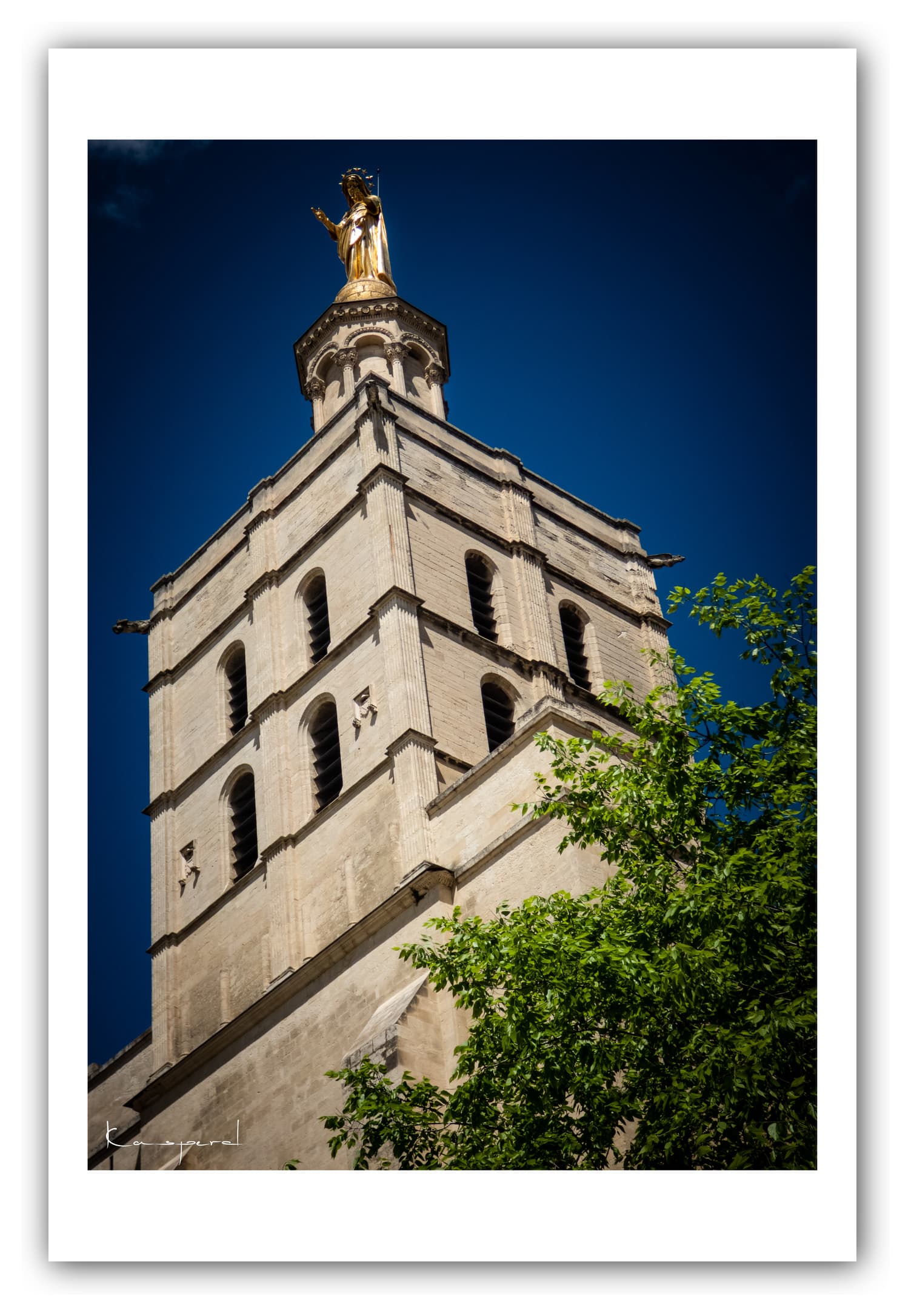 Poster Notre Dame des Doms - Avignon (France). Affiches Formats 30x40 cm, 40x60 cm ou 50x70 cm. Impression sur Papier Photo. Décoration murale. Ville. Cathédrale. Architecture.